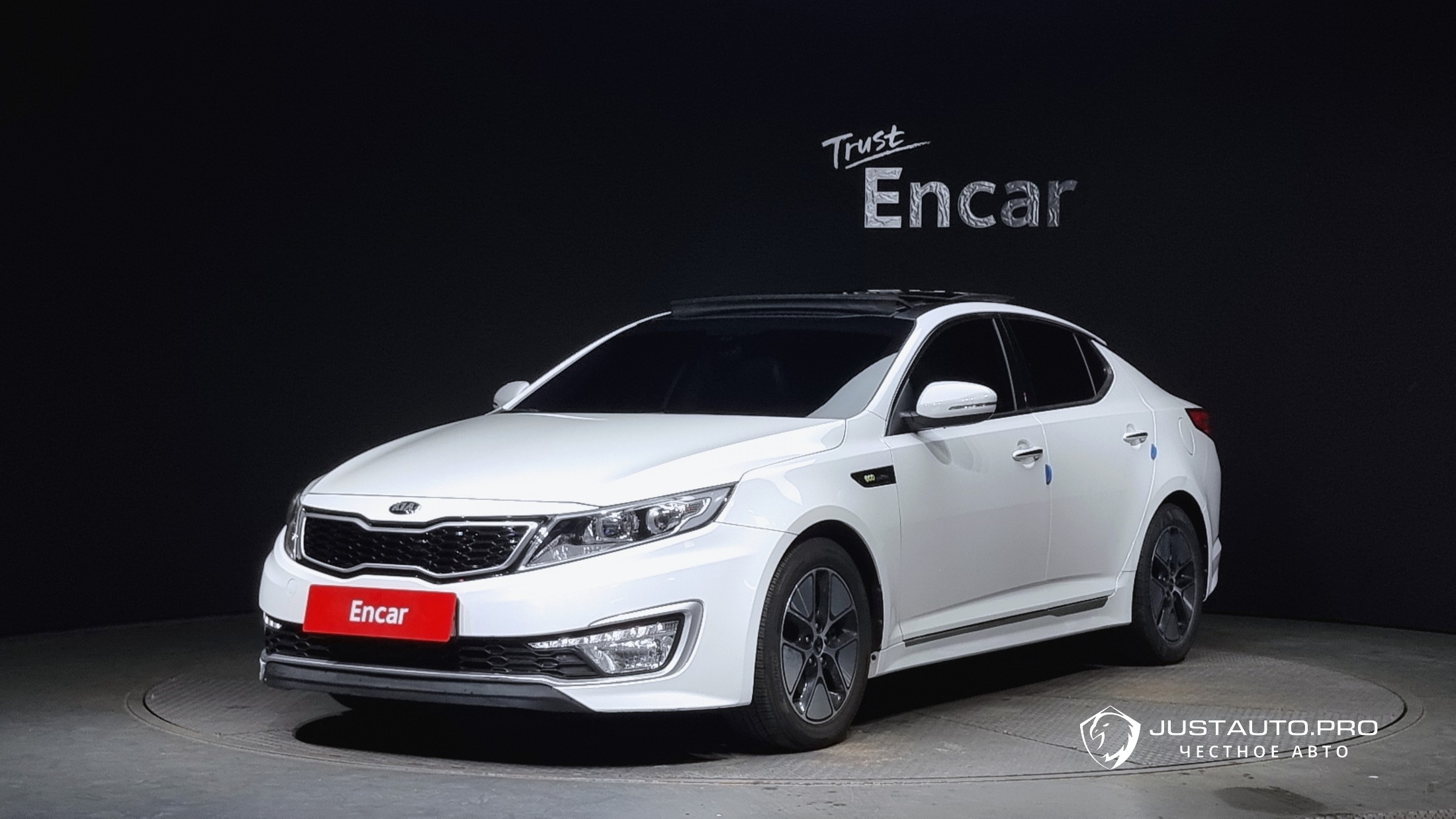 Автомобиль Kia K5