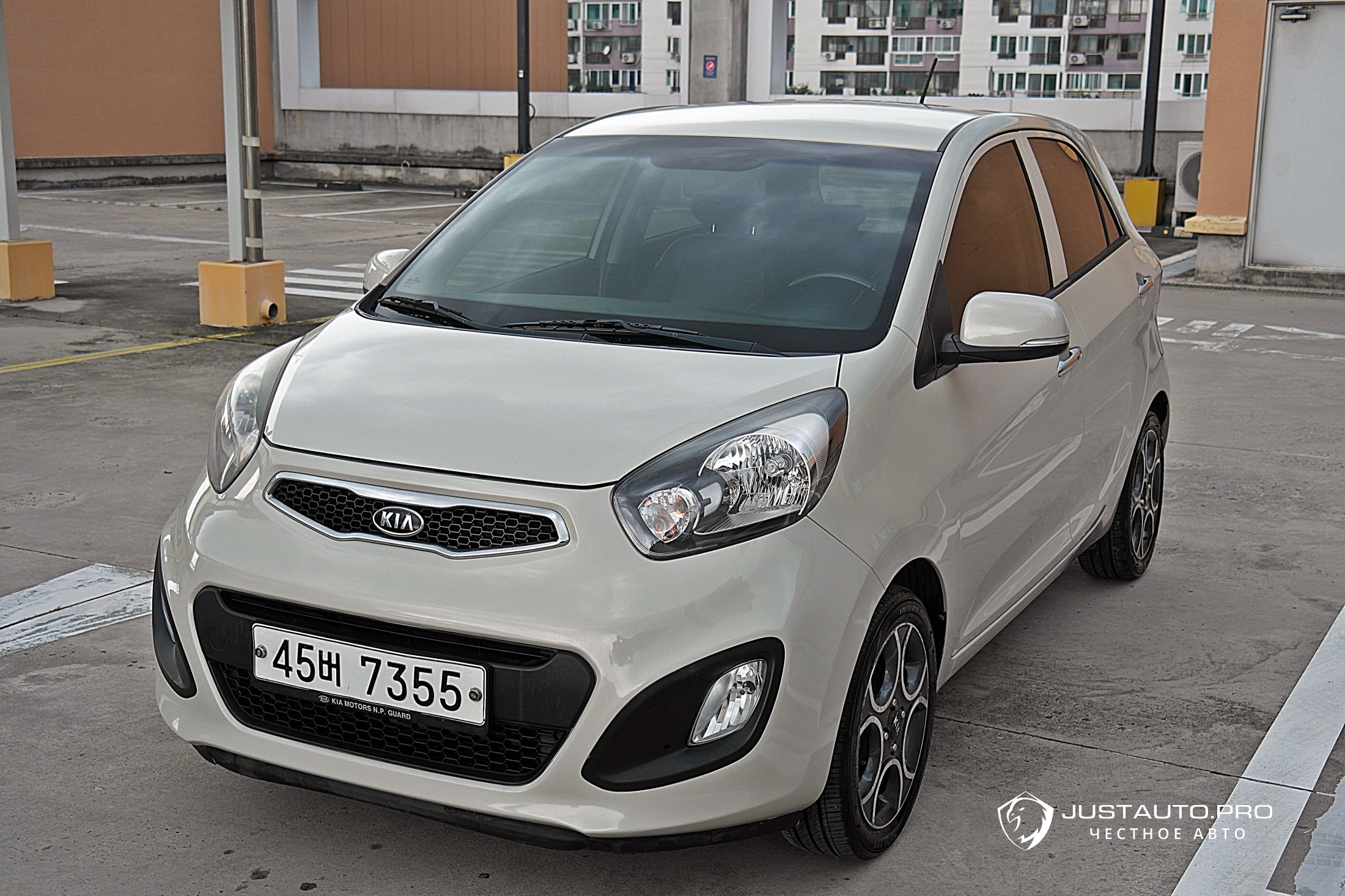 Автомобиль Kia morning