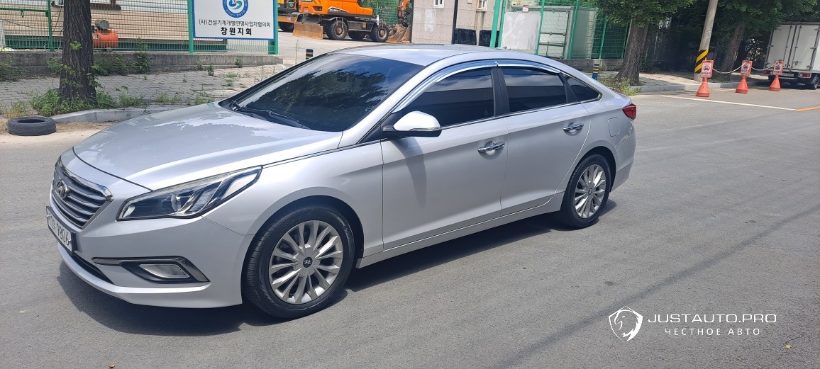Автомобиль Hyundai Sonata