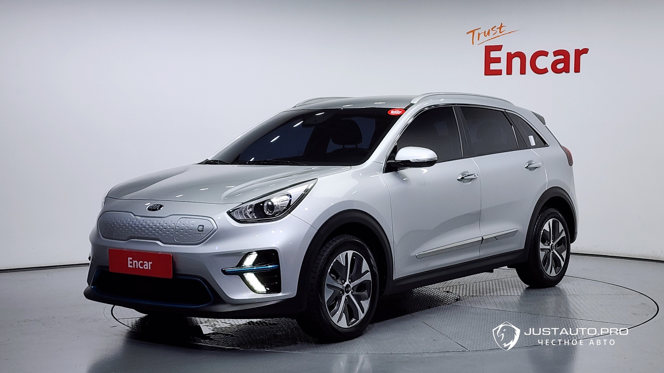 Автомобиль Kia Niro