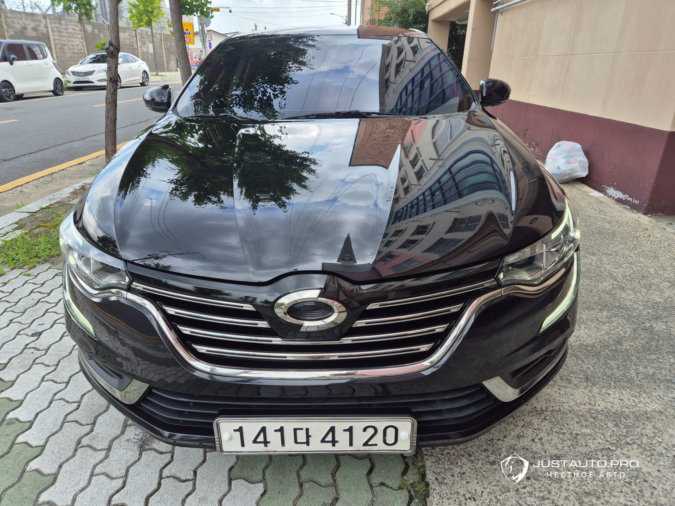 Автомобиль Renault-KoreaSamsung SM6