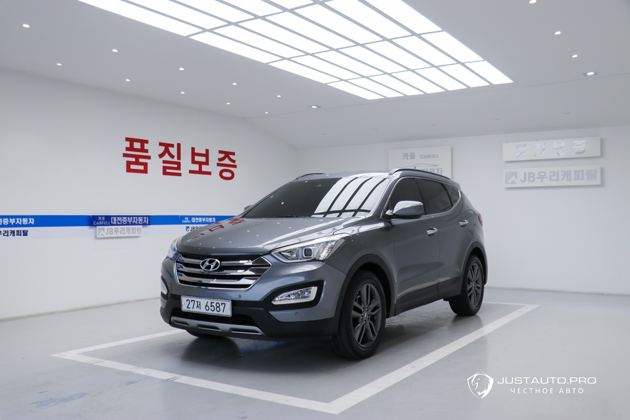 Автомобиль Hyundai Santafe