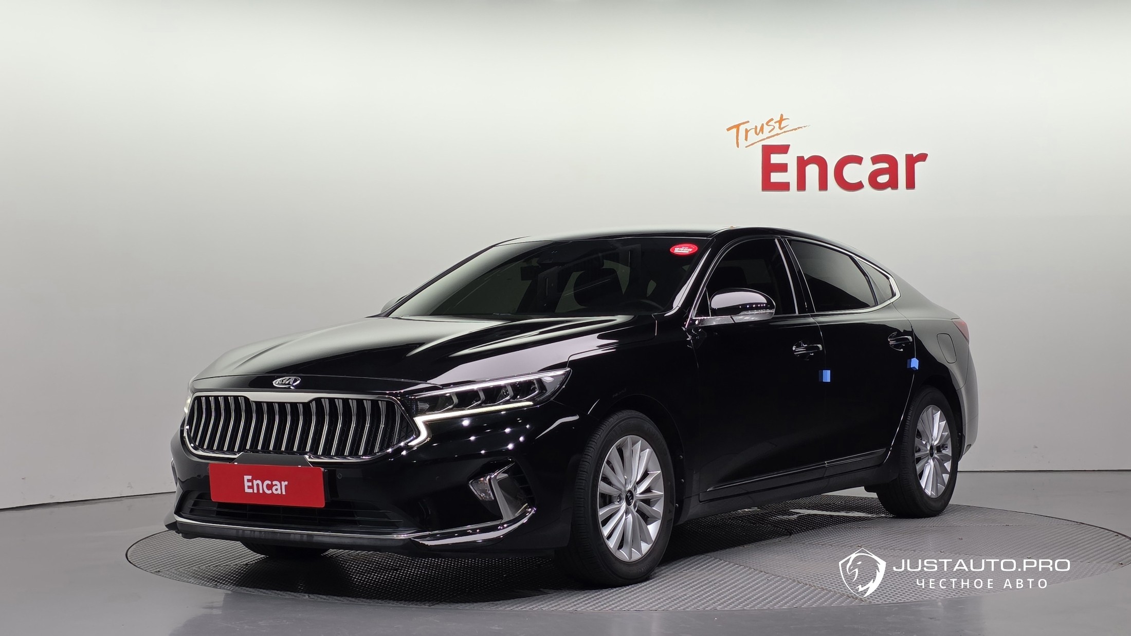 Автомобиль Kia K7
