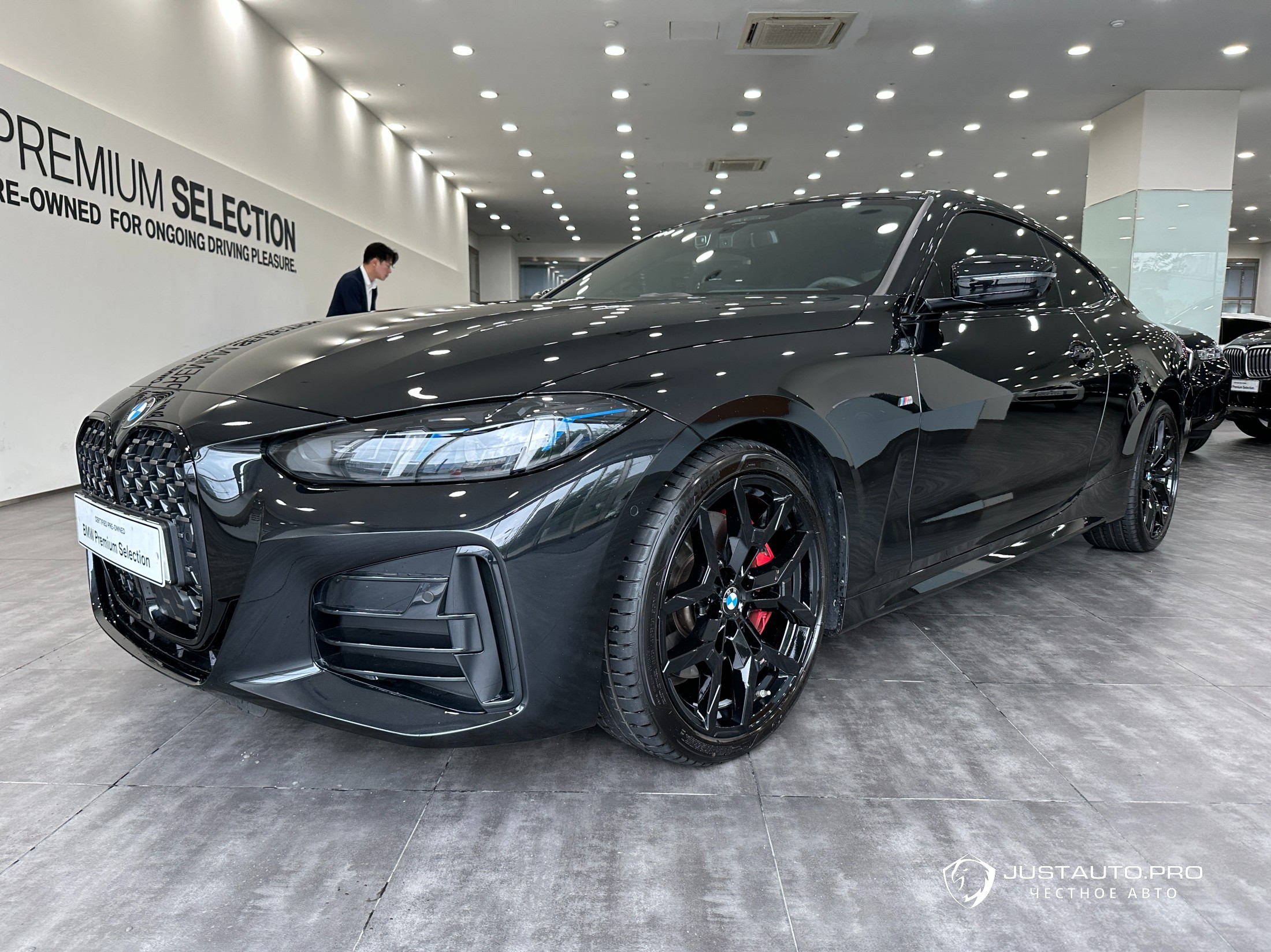 Автомобиль BMW 4-Series