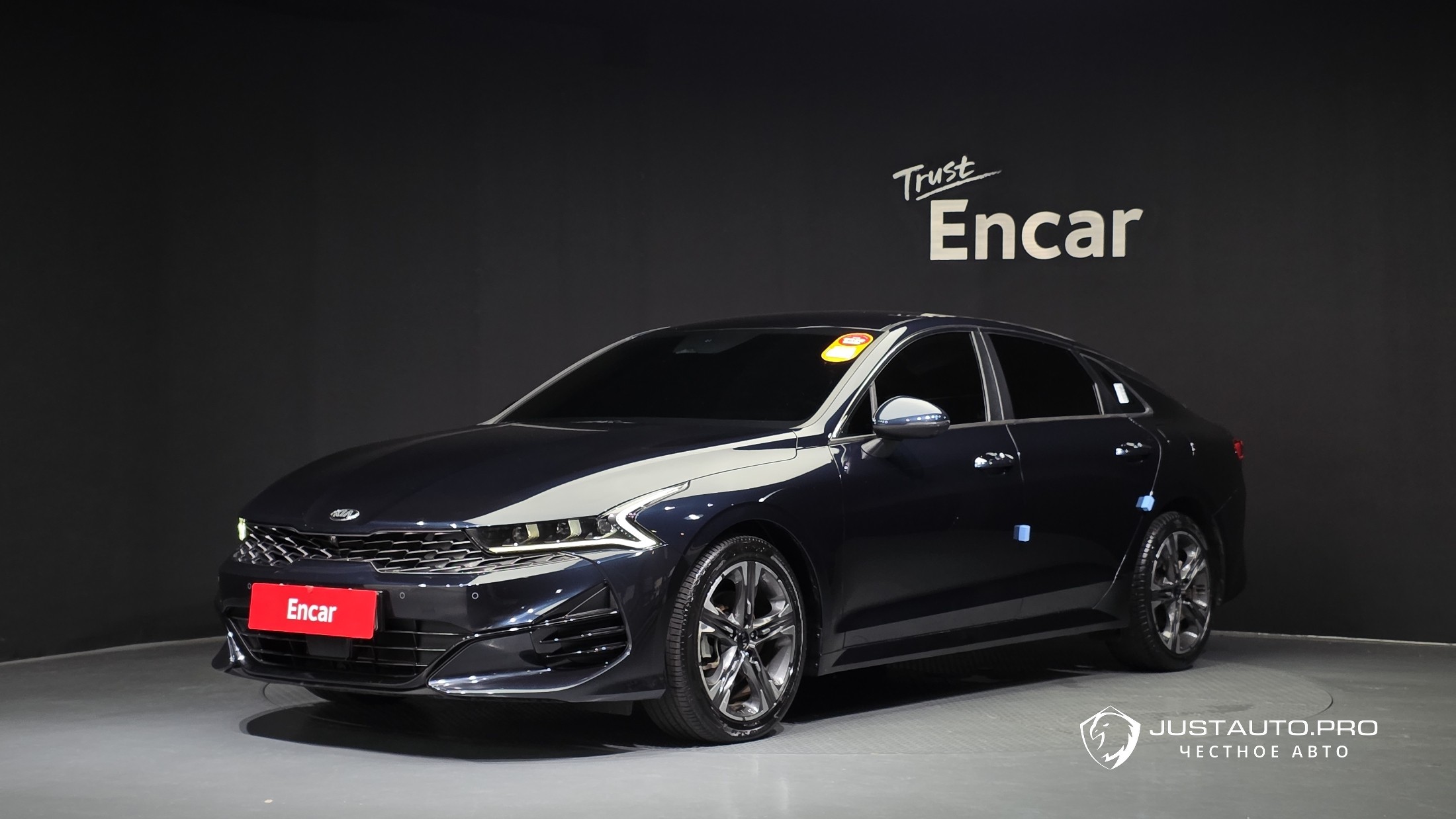 Автомобиль Kia K5