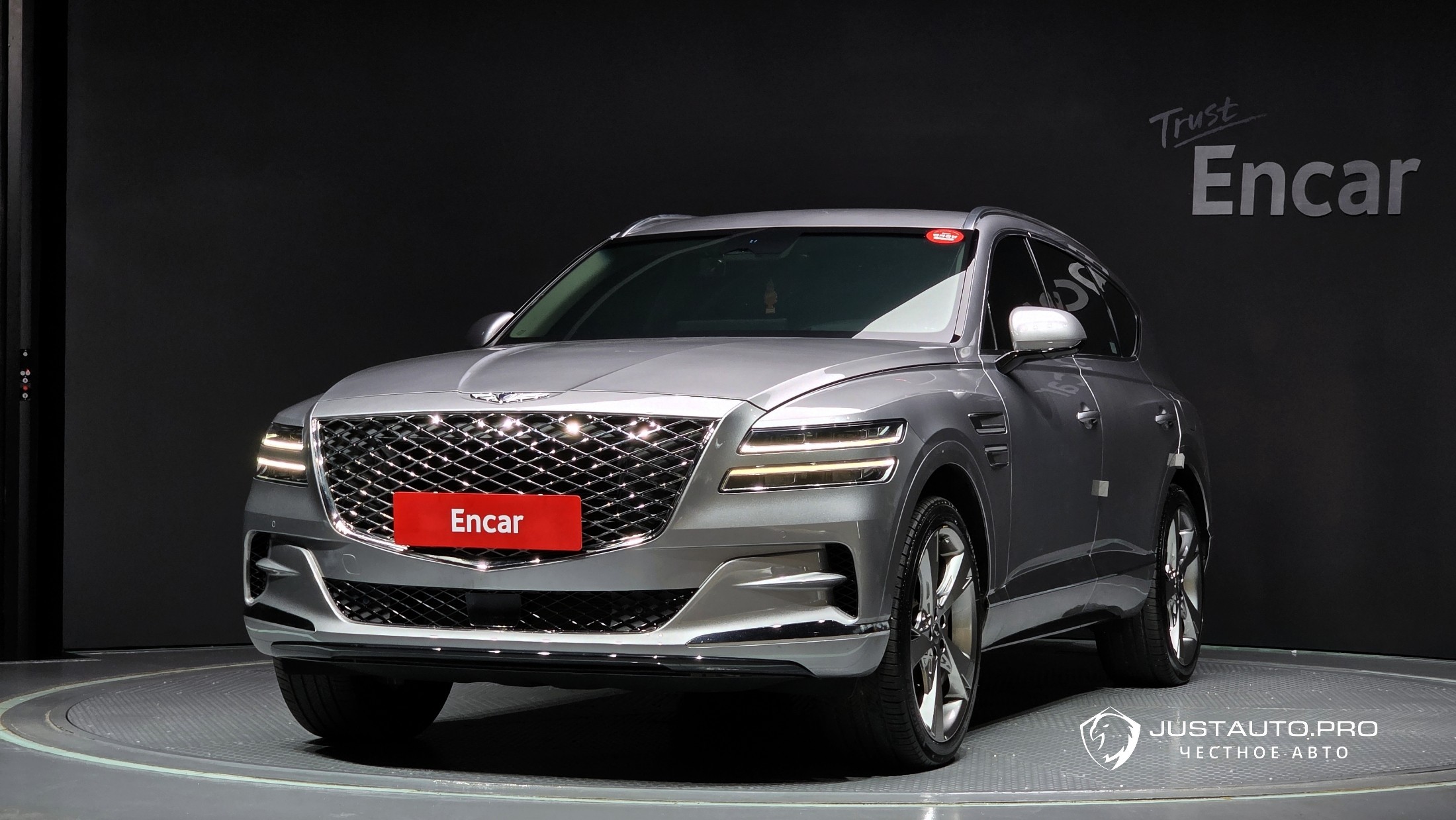 Автомобиль Genesis GV80