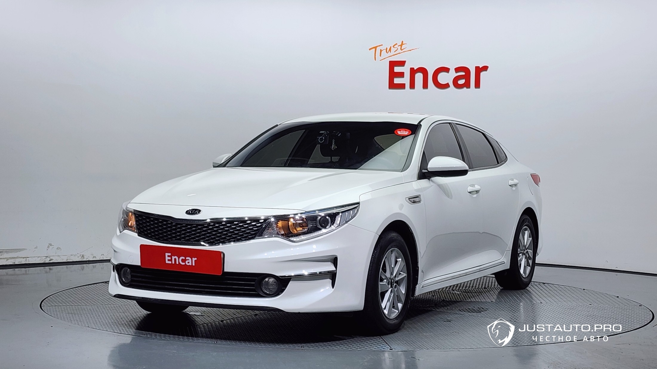 Автомобиль Kia K5