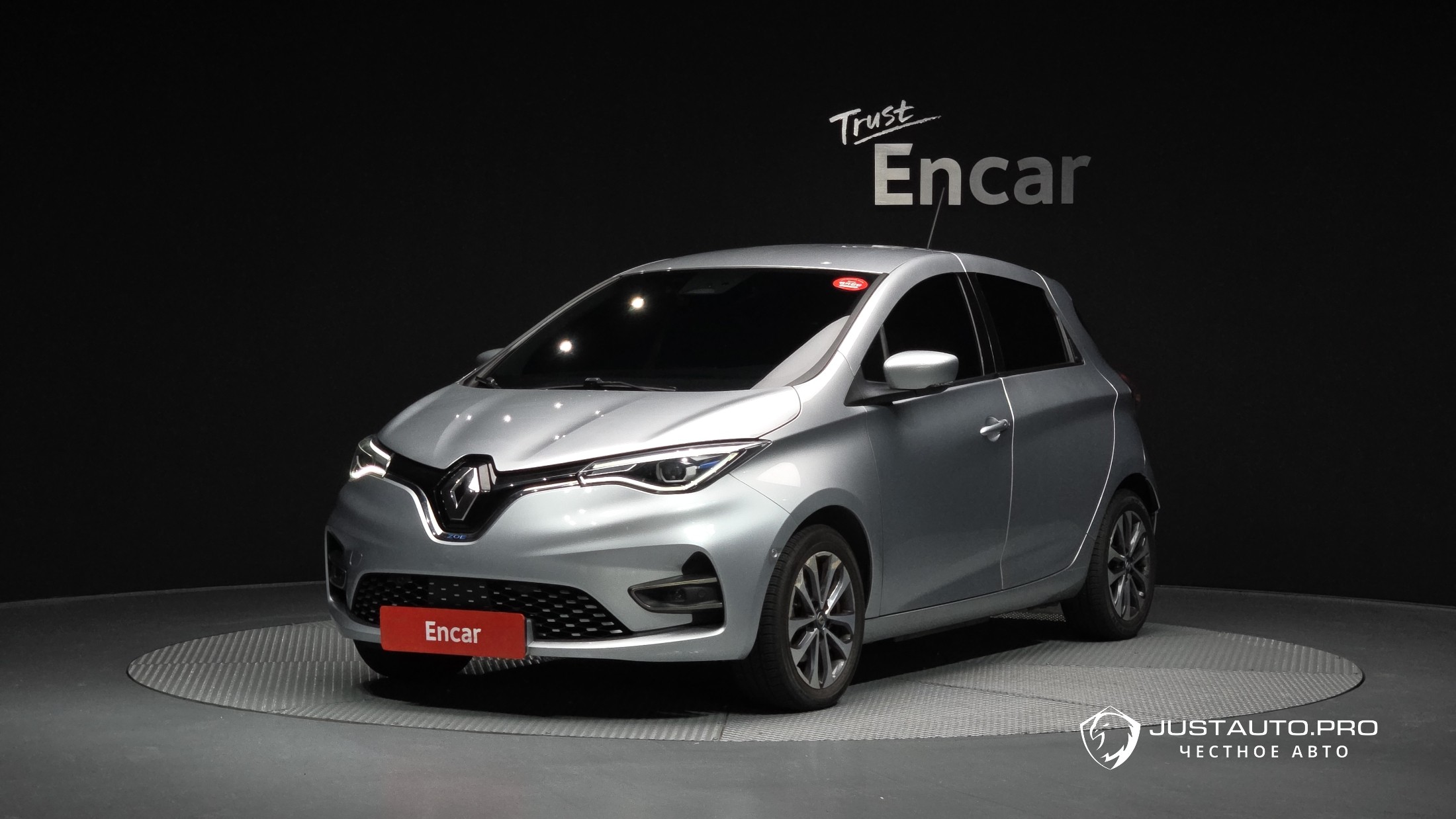Автомобиль Renault-KoreaSamsung Zoe