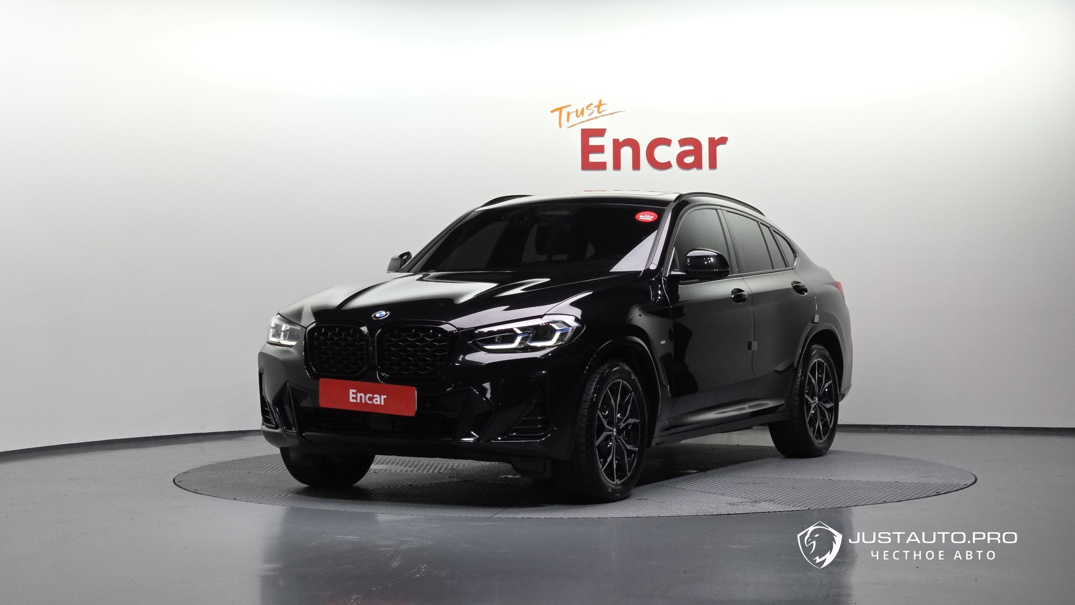 Автомобиль BMW X4