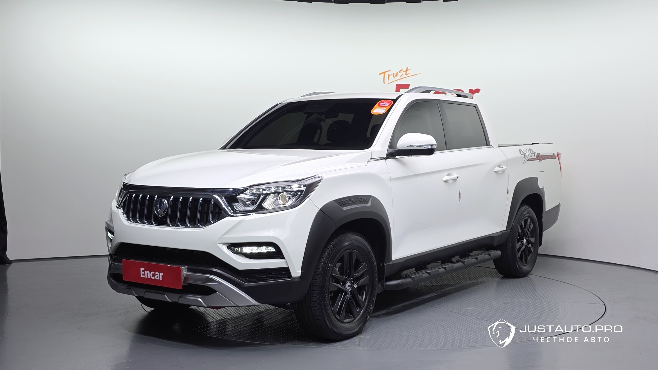 Автомобиль KG_Mobility_Ssangyong Rexton