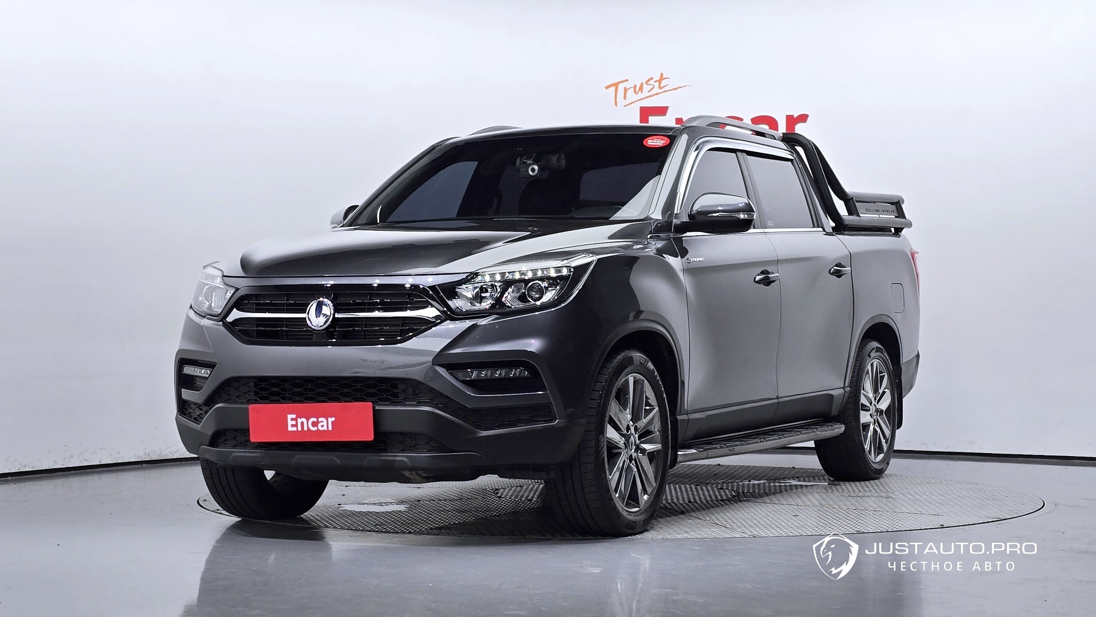 Автомобиль KG_Mobility_Ssangyong Rexton