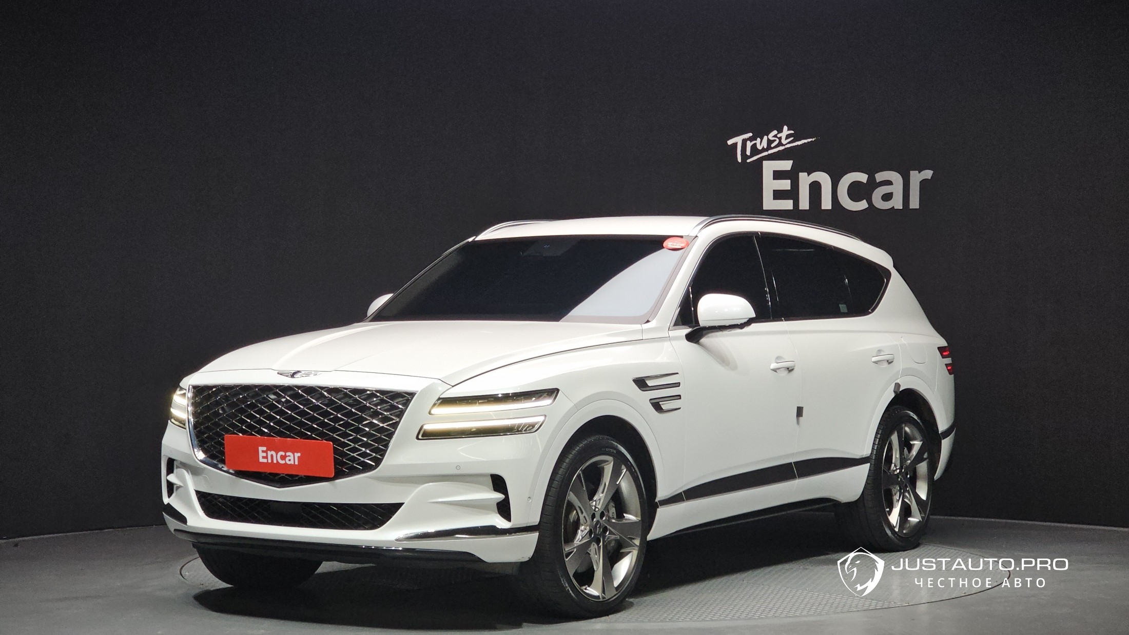 Автомобиль Genesis GV80