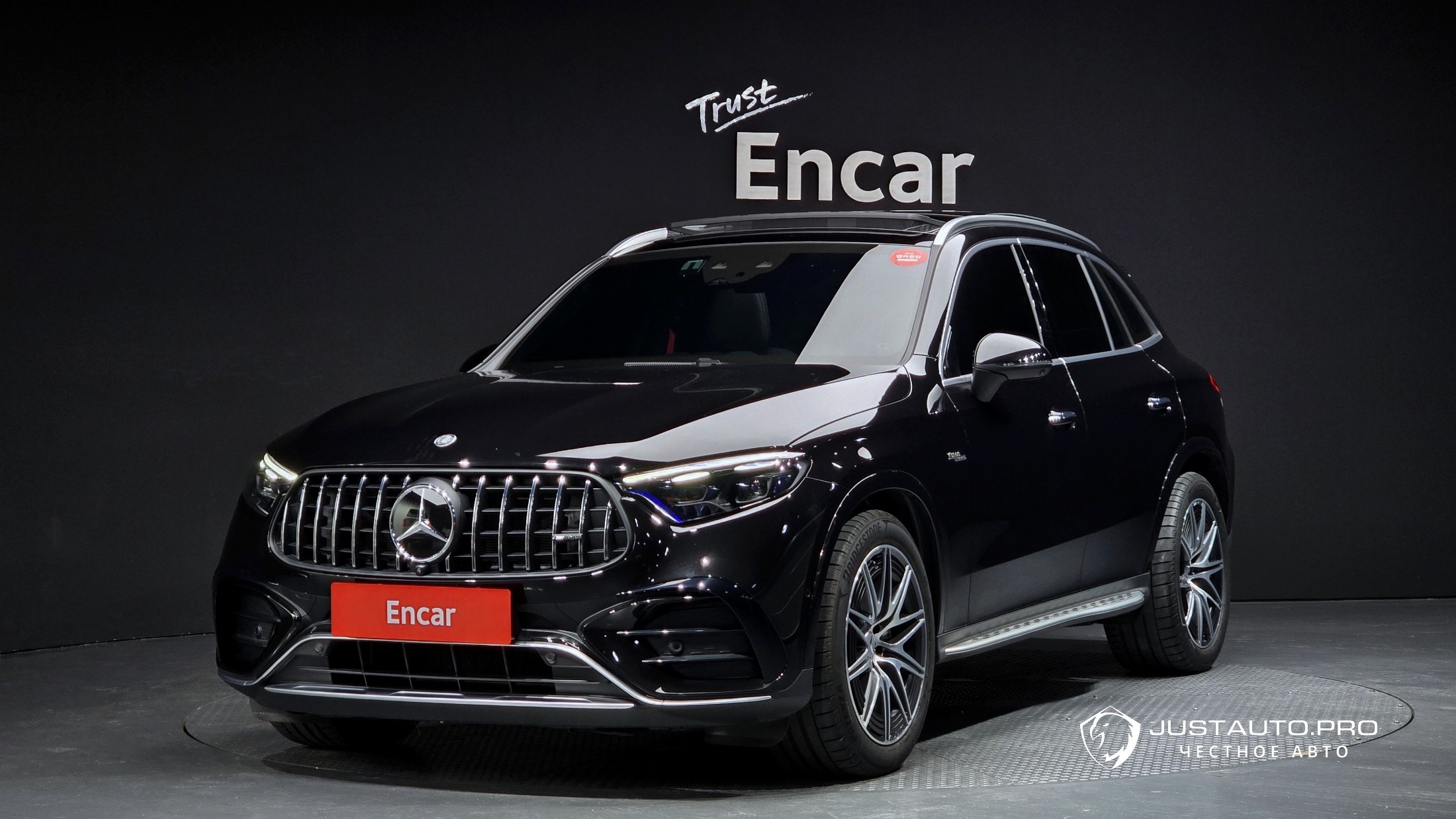 Автомобиль Mercedes-Benz GLC-Class