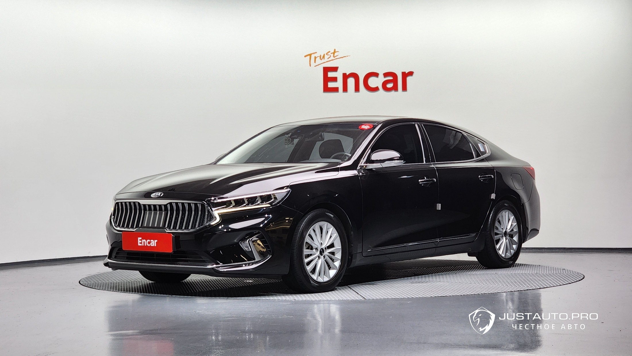 Автомобиль Kia K7