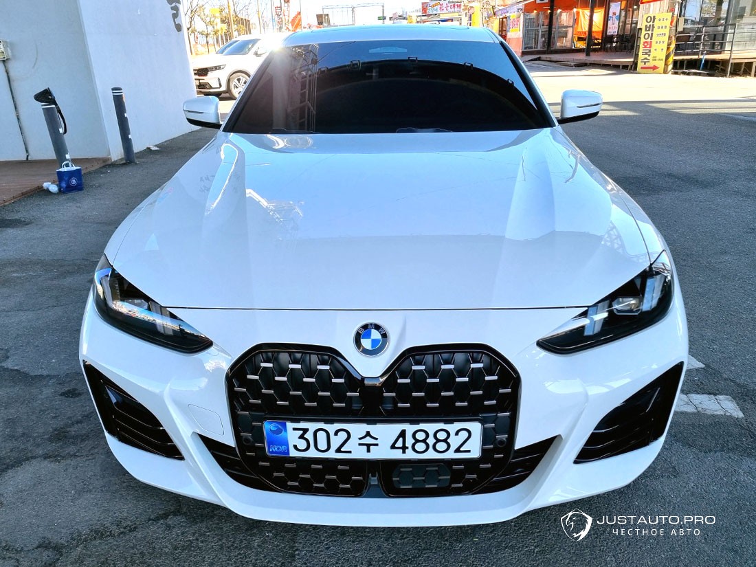 Автомобиль BMW 4-Series