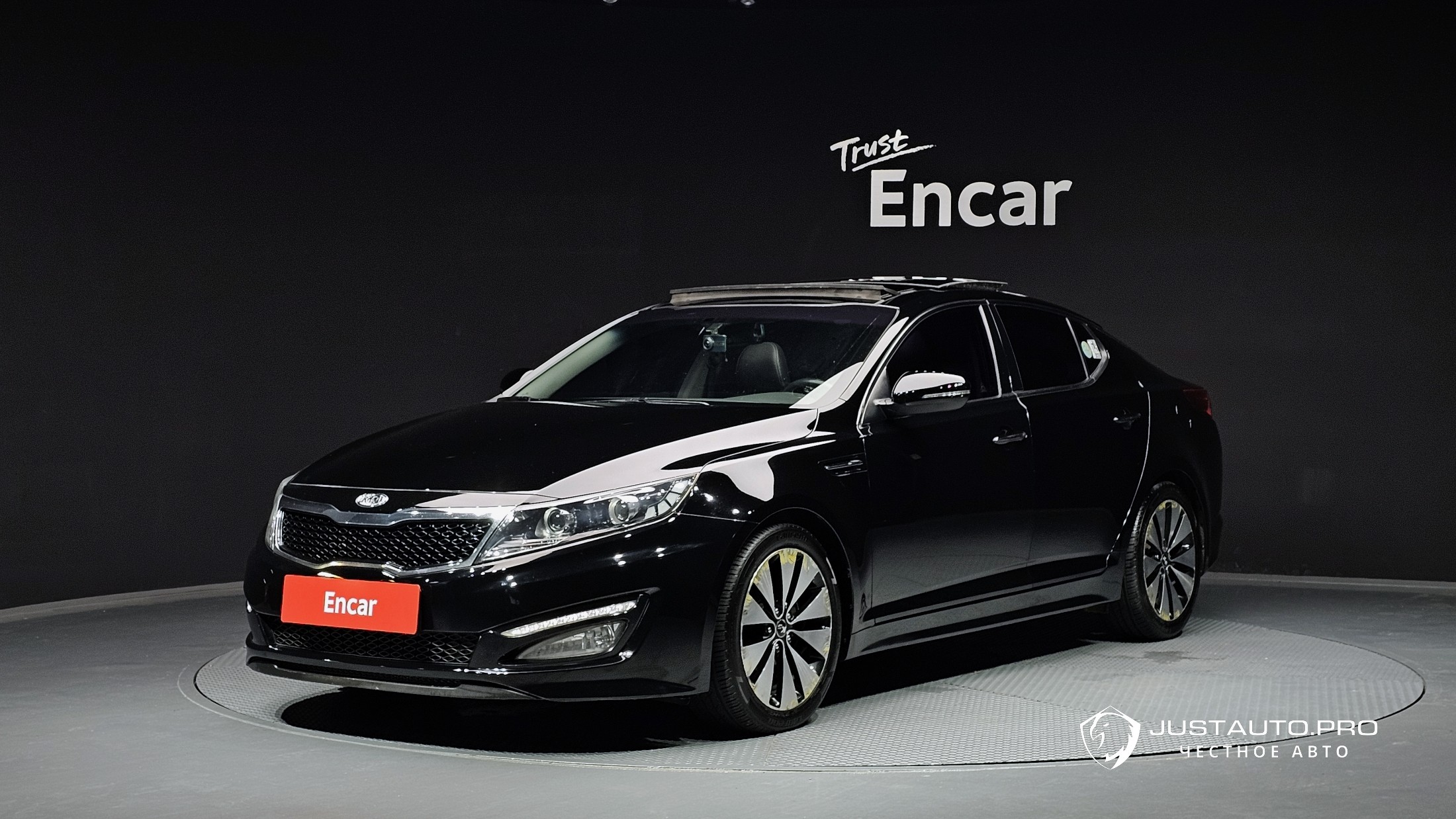 Автомобиль Kia K5