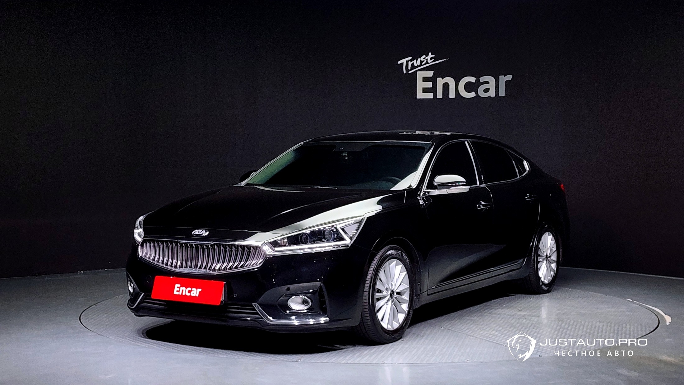 Автомобиль Kia K7
