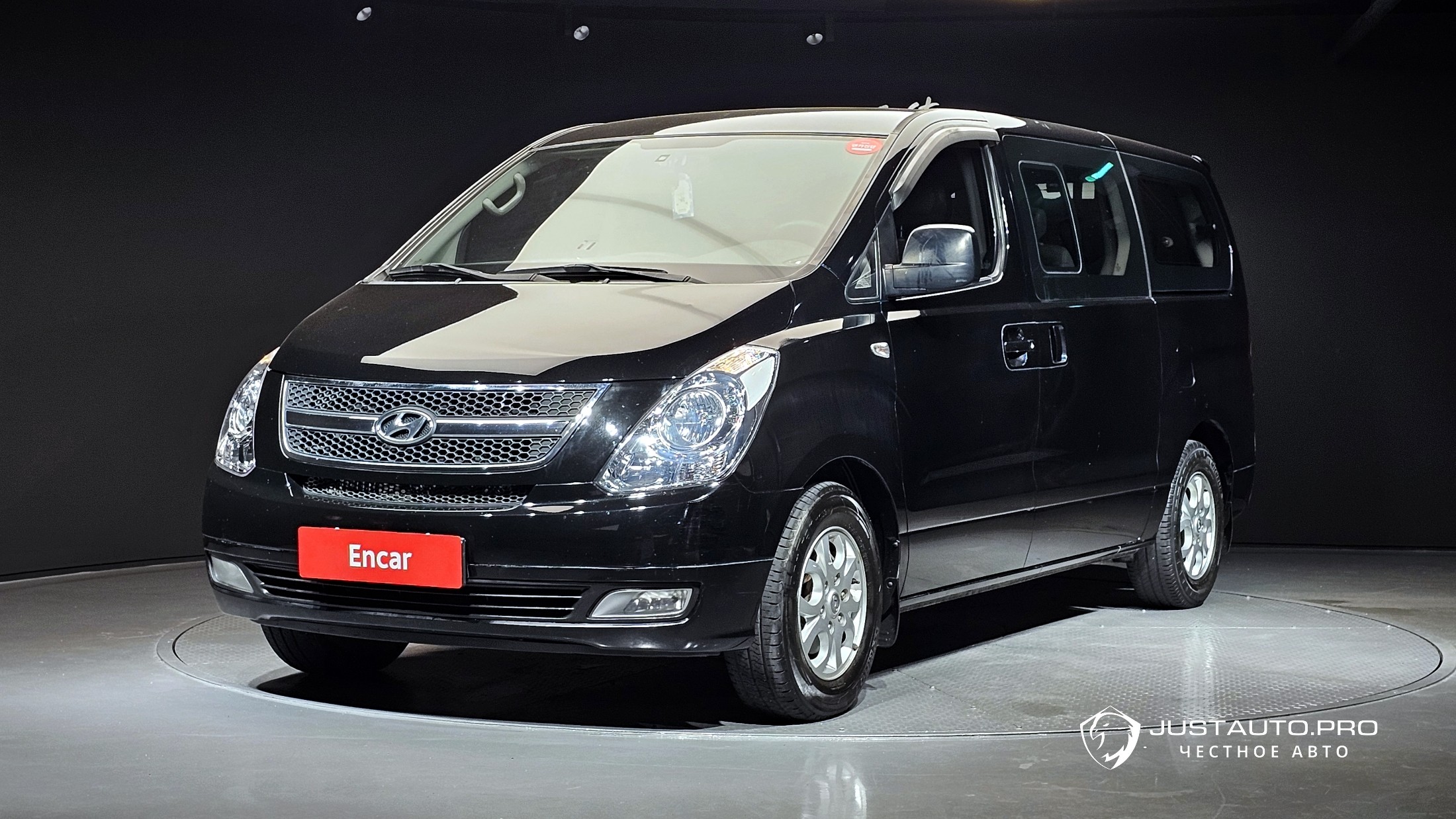 Автомобиль Hyundai Starex