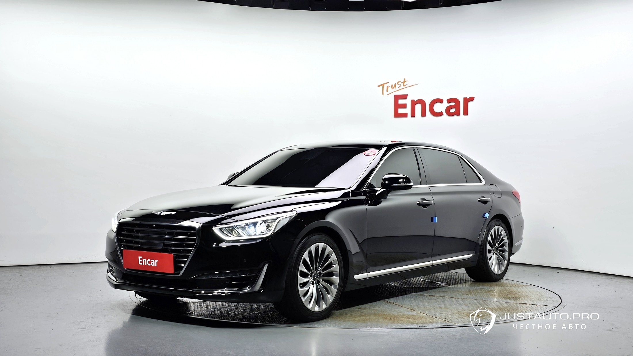 Автомобиль Genesis EQ900
