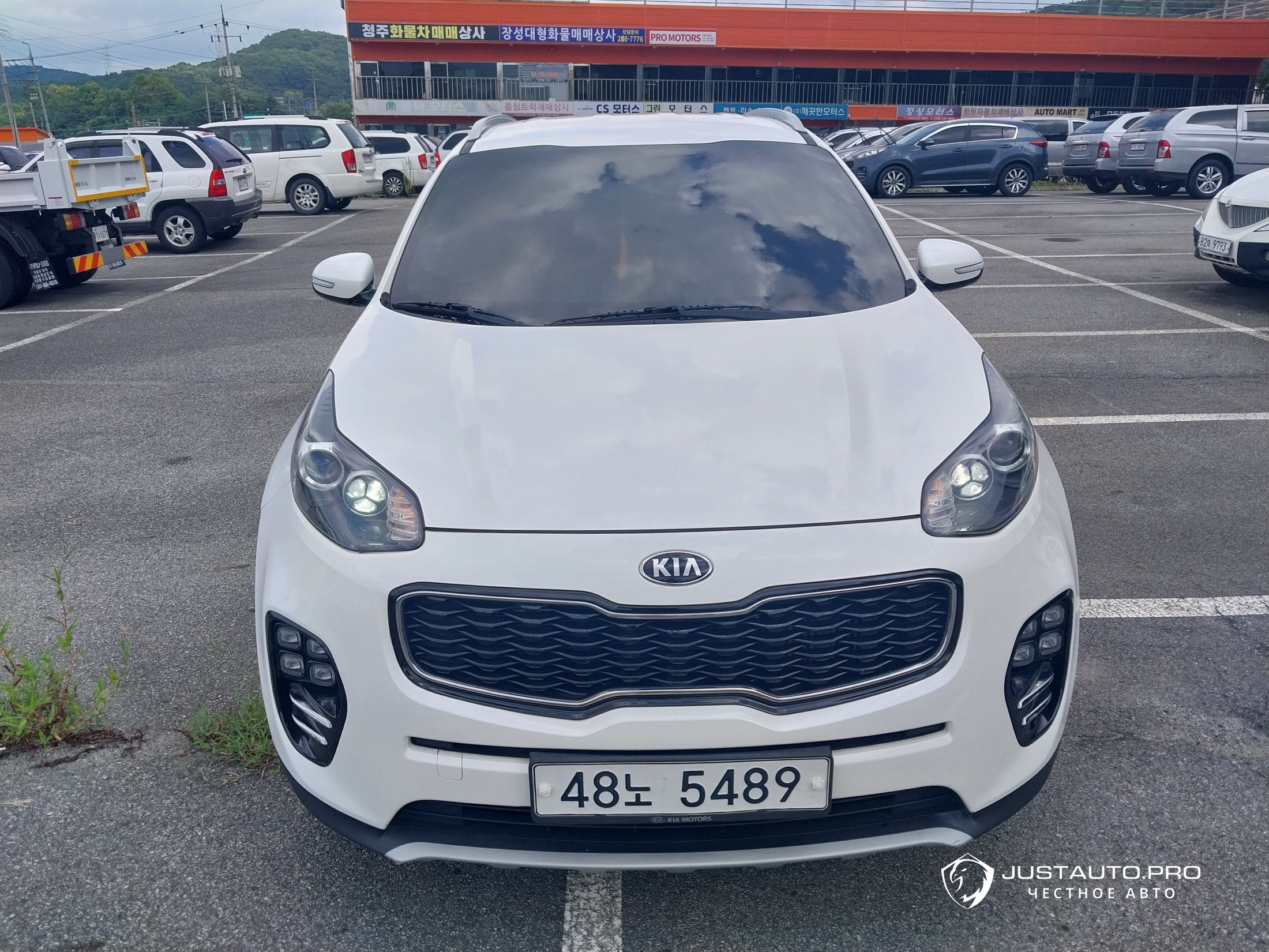 Автомобиль Kia Sportage