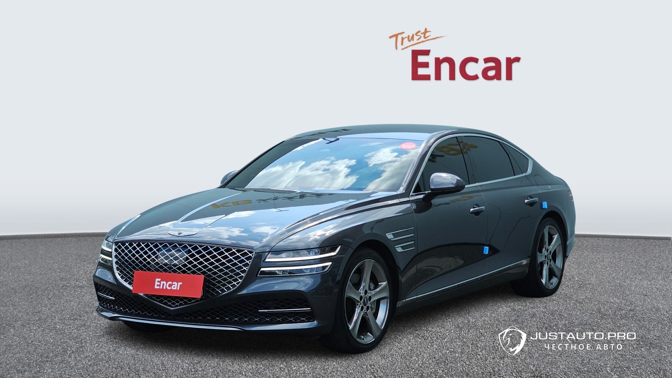 Автомобиль Genesis G80