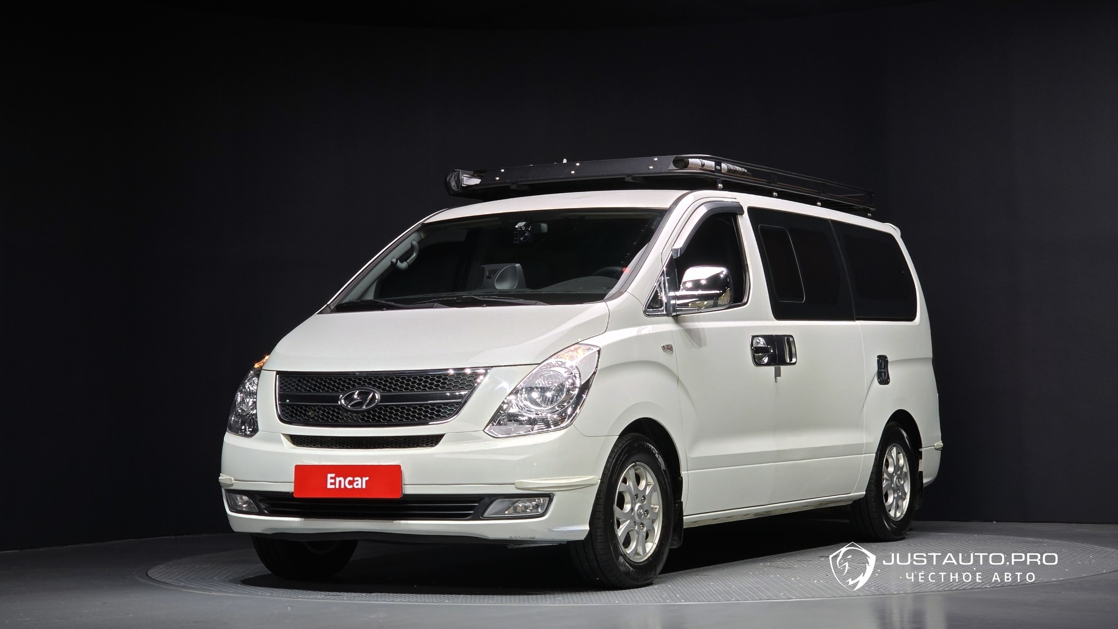 Автомобиль Hyundai Starex