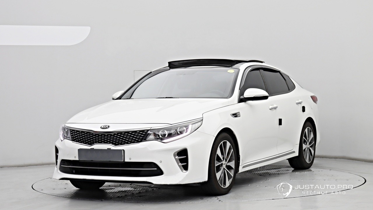 Автомобиль Kia K5
