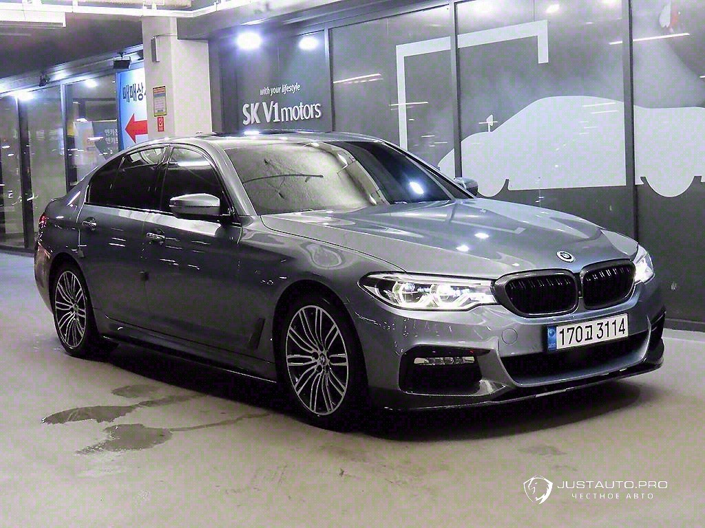 Автомобиль BMW 5-Series