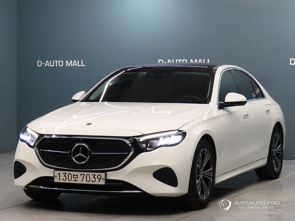 Автомобиль Mercedes-Benz E-Class
