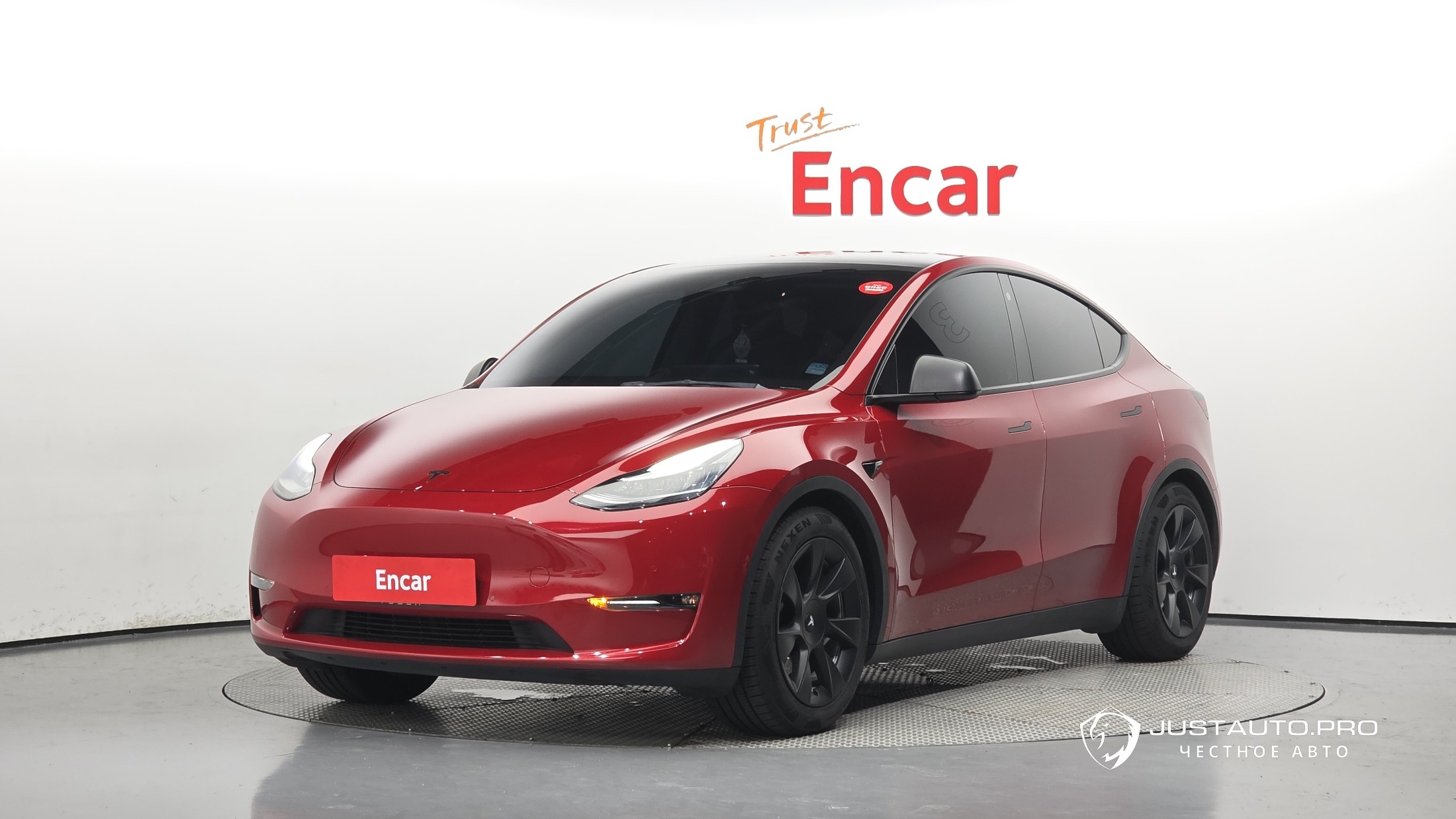 Автомобиль Tesla Model Y