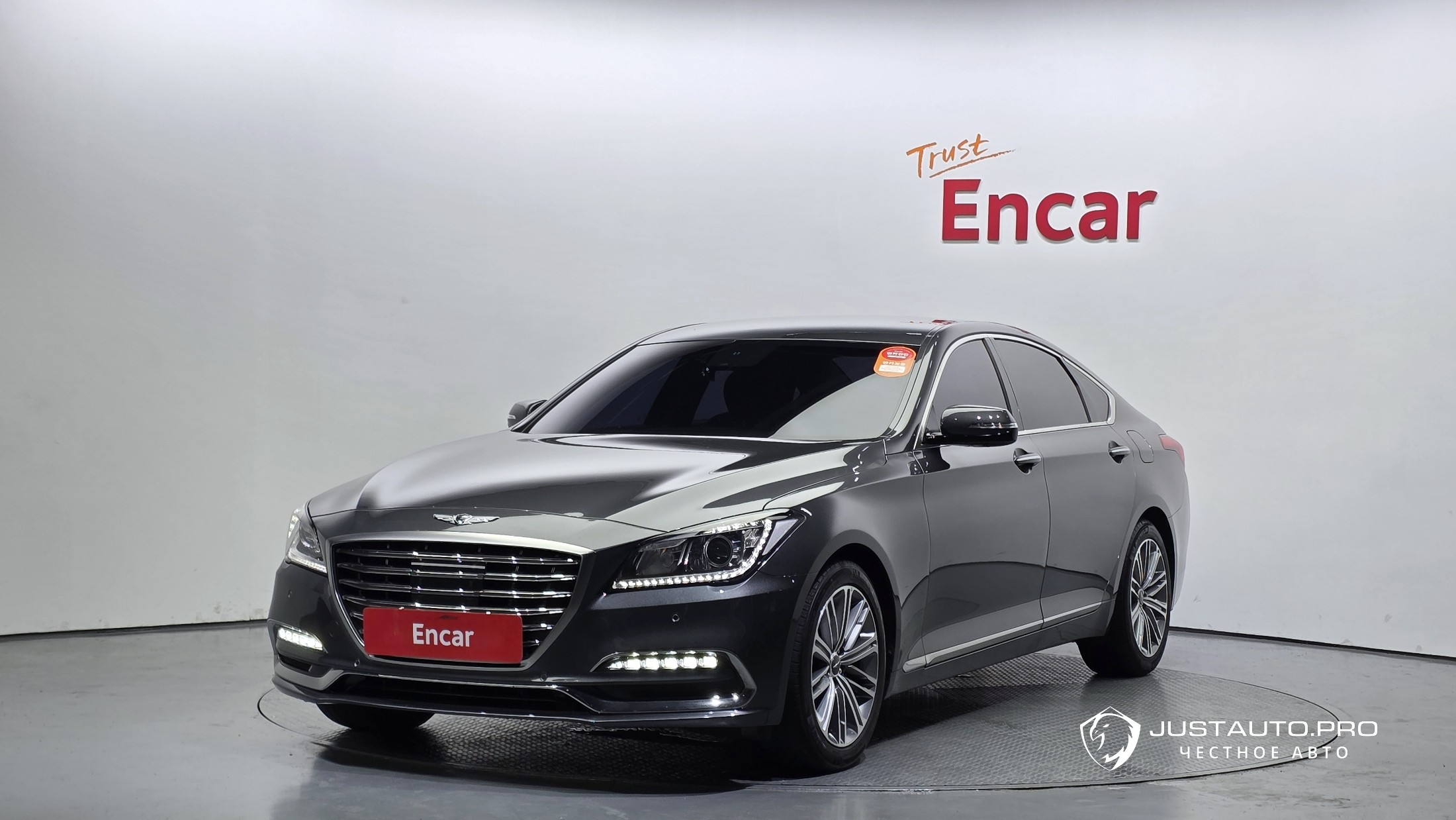 Автомобиль Genesis G80
