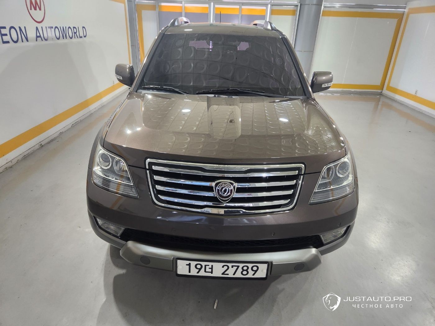 Автомобиль Kia Mohave