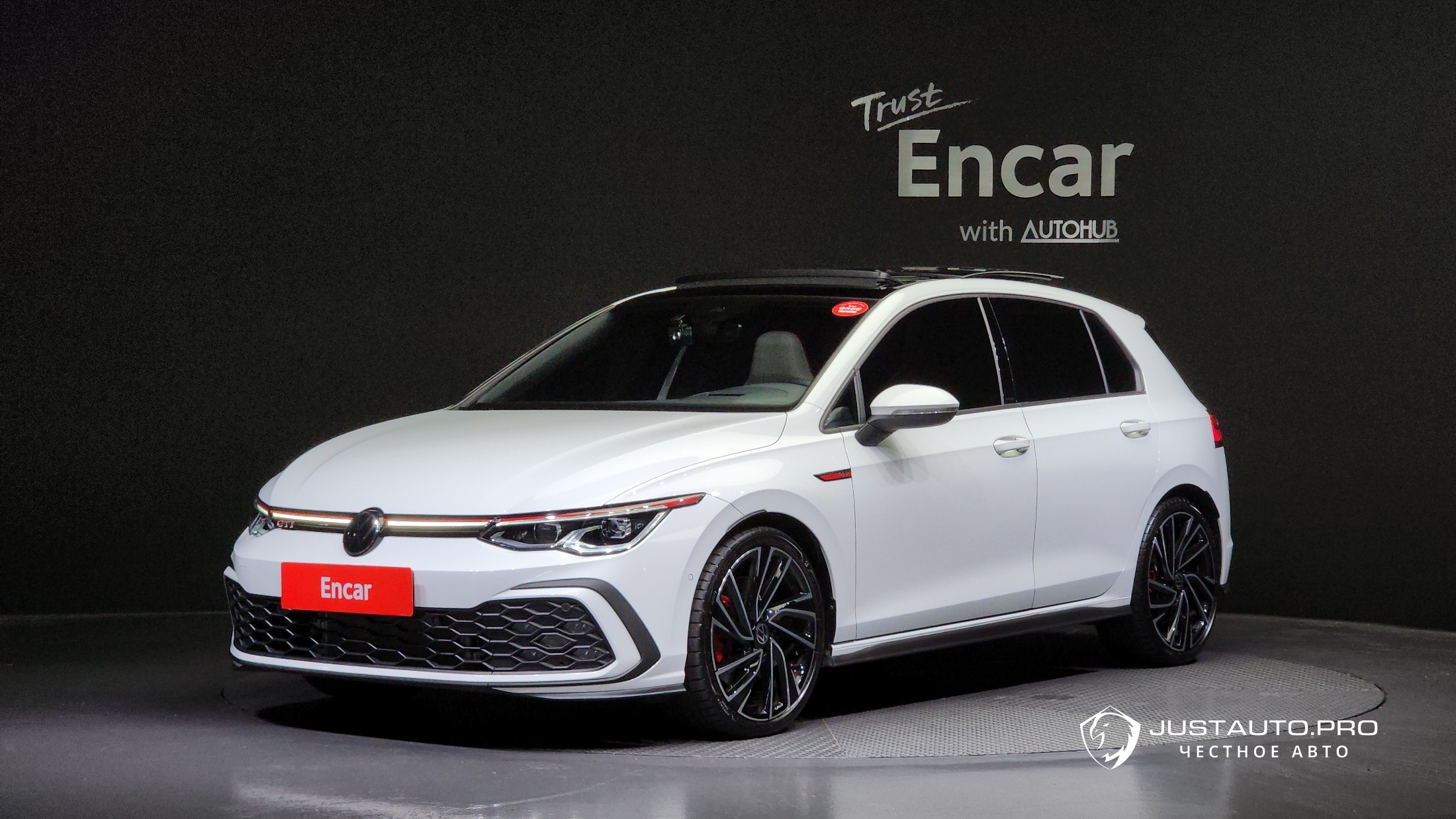 Автомобиль Volkswagen Golf