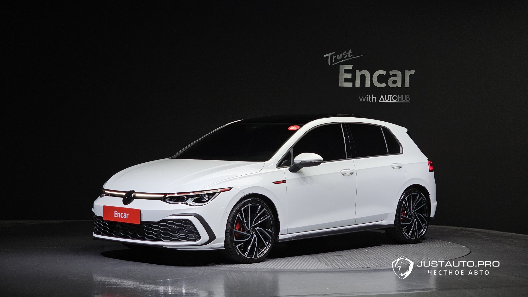 Автомобиль Volkswagen Golf