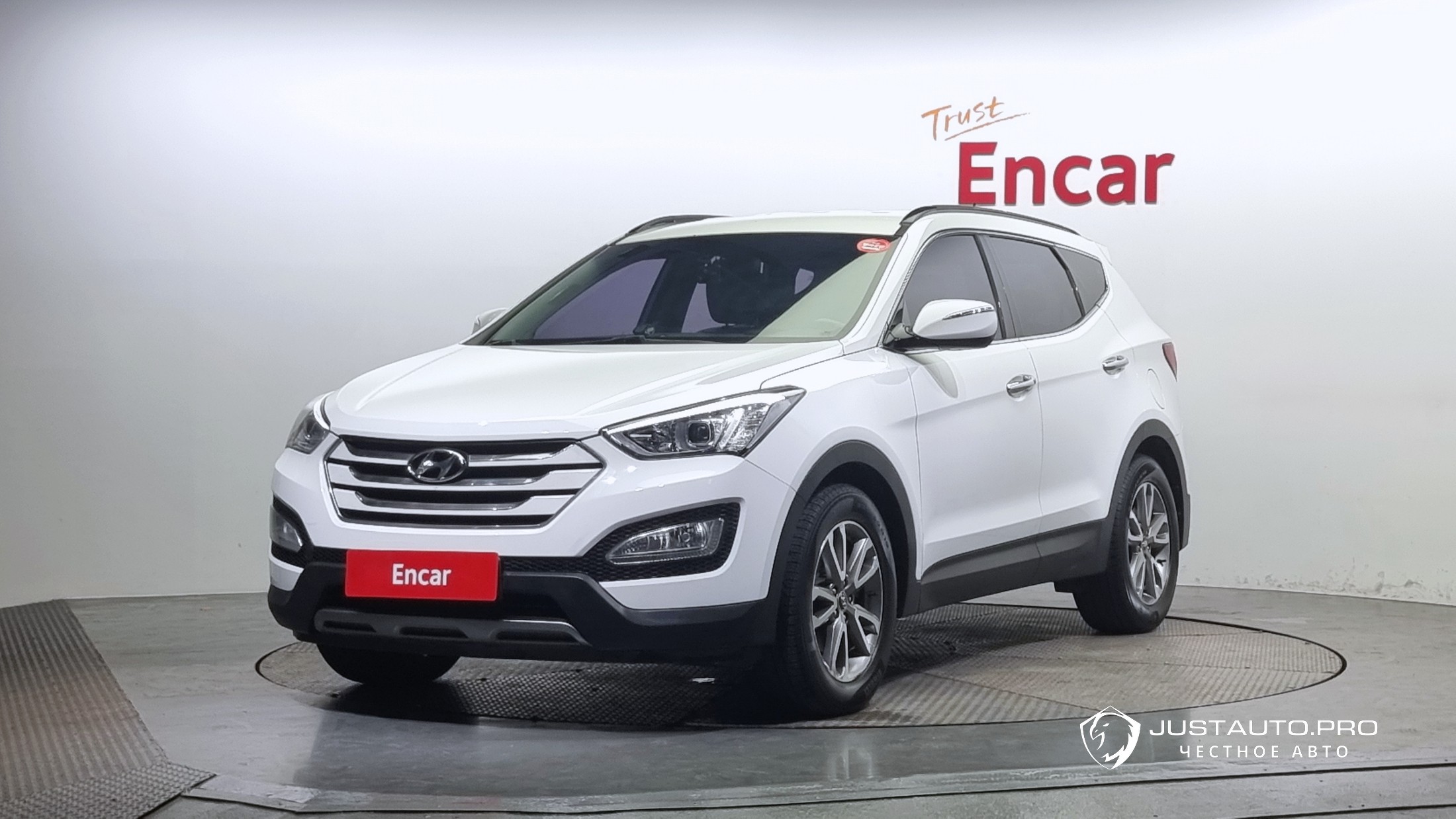 Автомобиль Hyundai Santafe