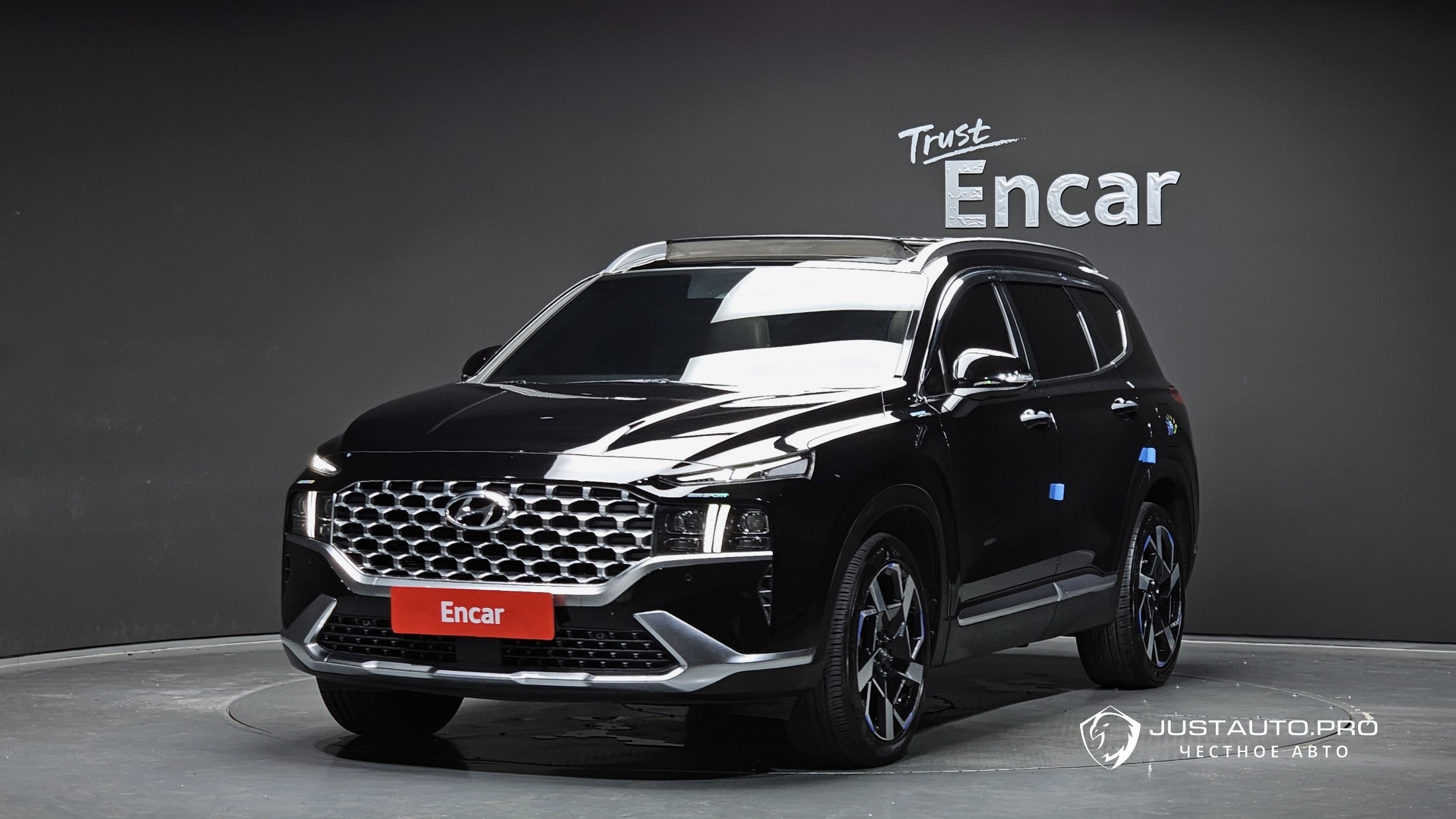 Автомобиль Hyundai Santafe