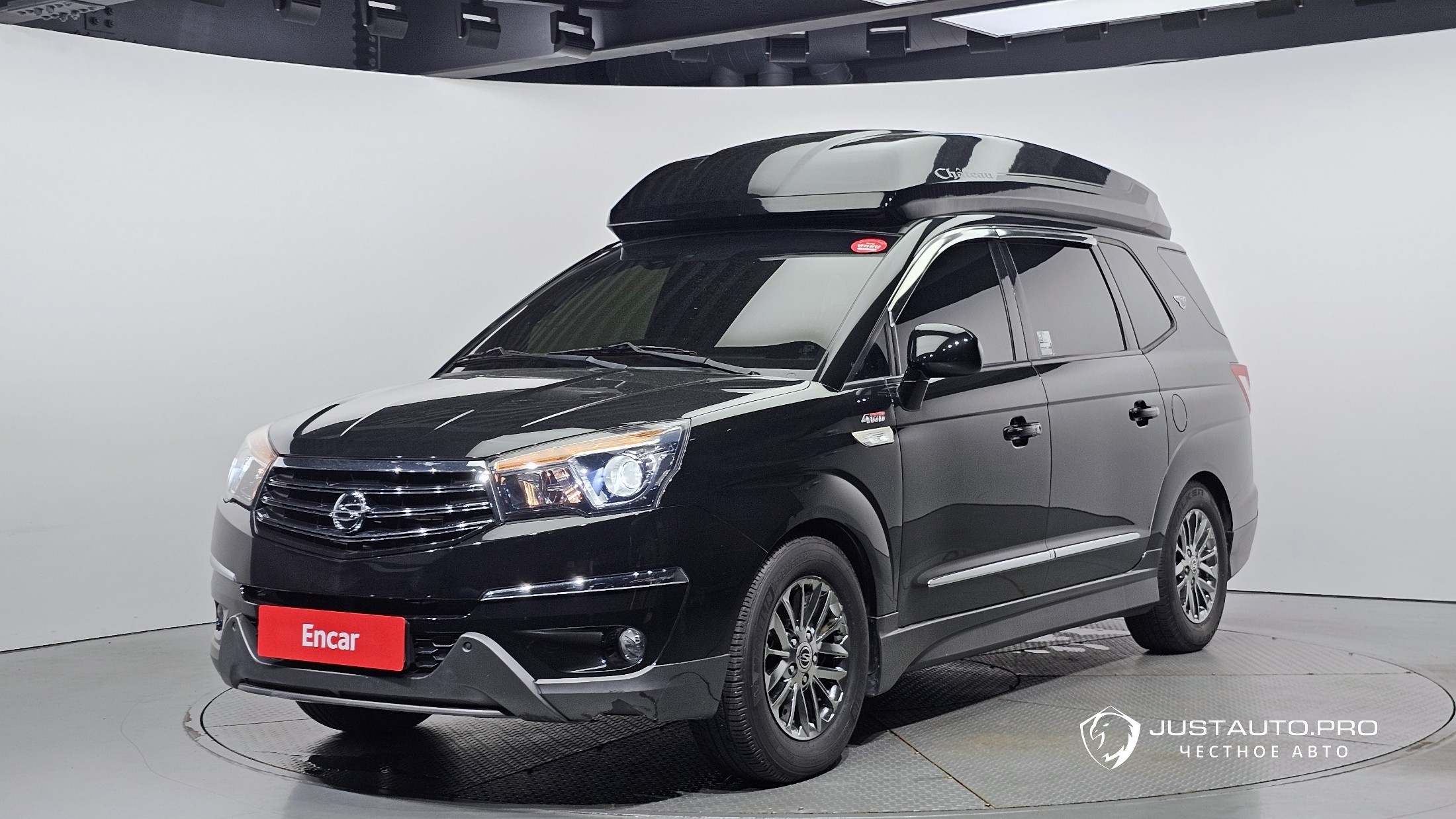 Автомобиль KG_Mobility_Ssangyong KORANDO