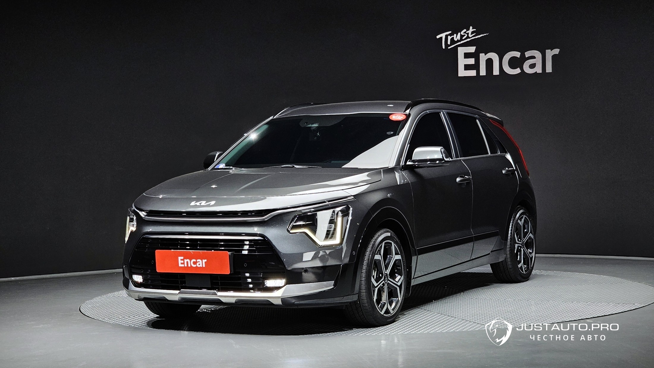 Автомобиль Kia Niro