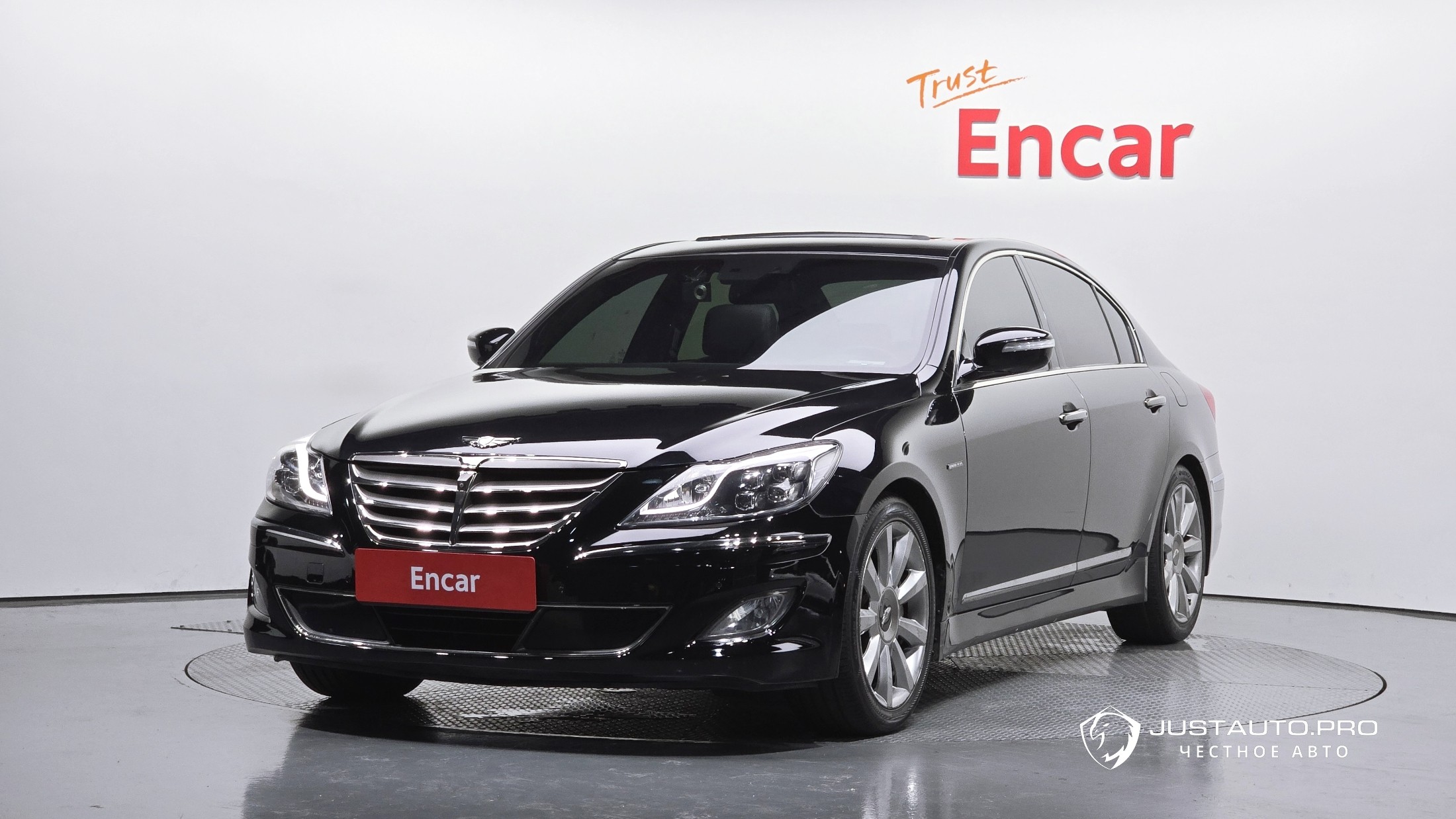 Автомобиль Hyundai Genesis