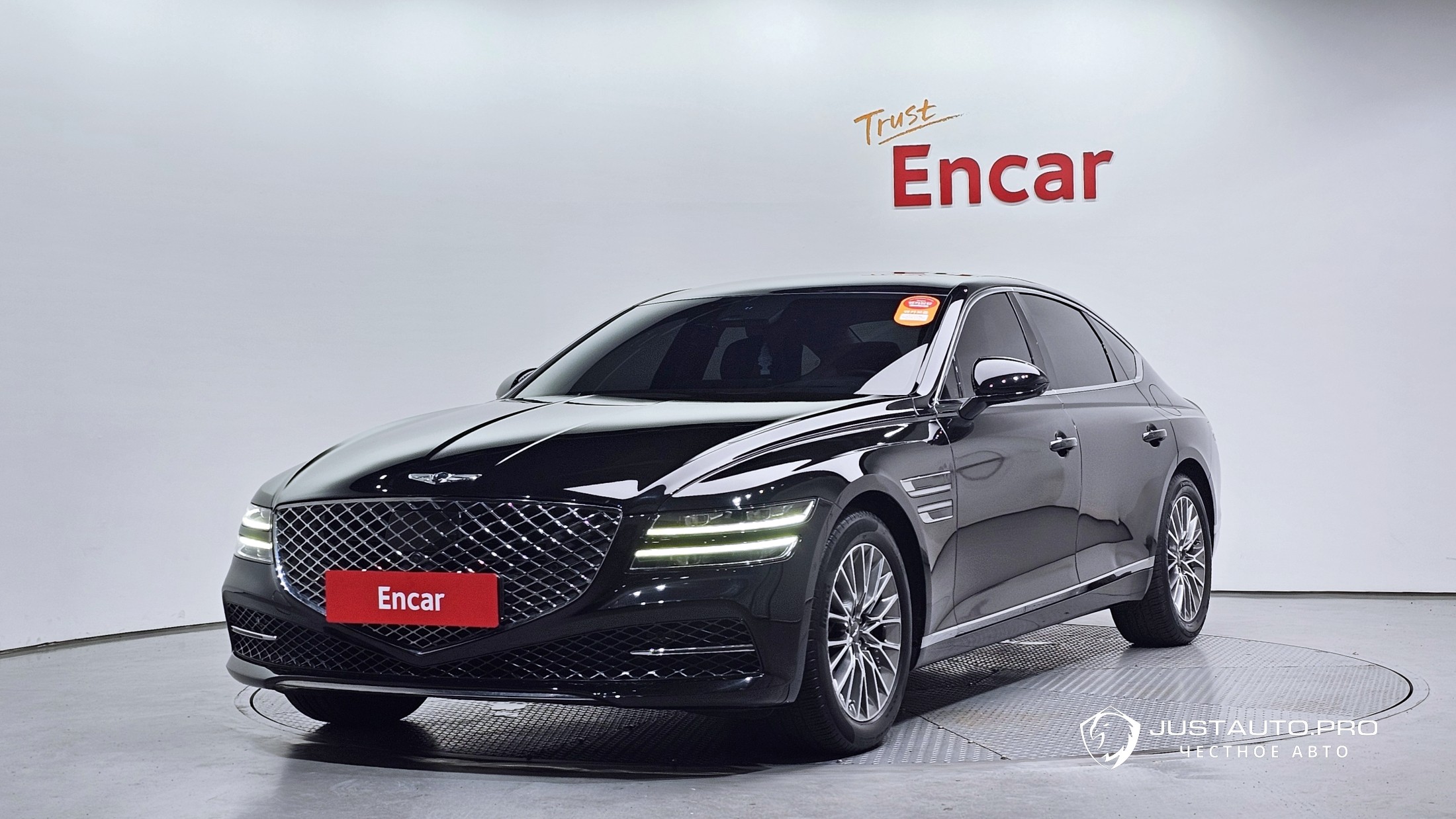 Автомобиль Genesis G80