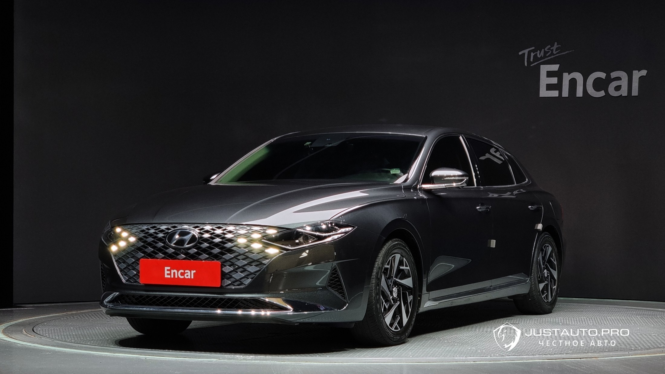 Автомобиль Hyundai Grandeur