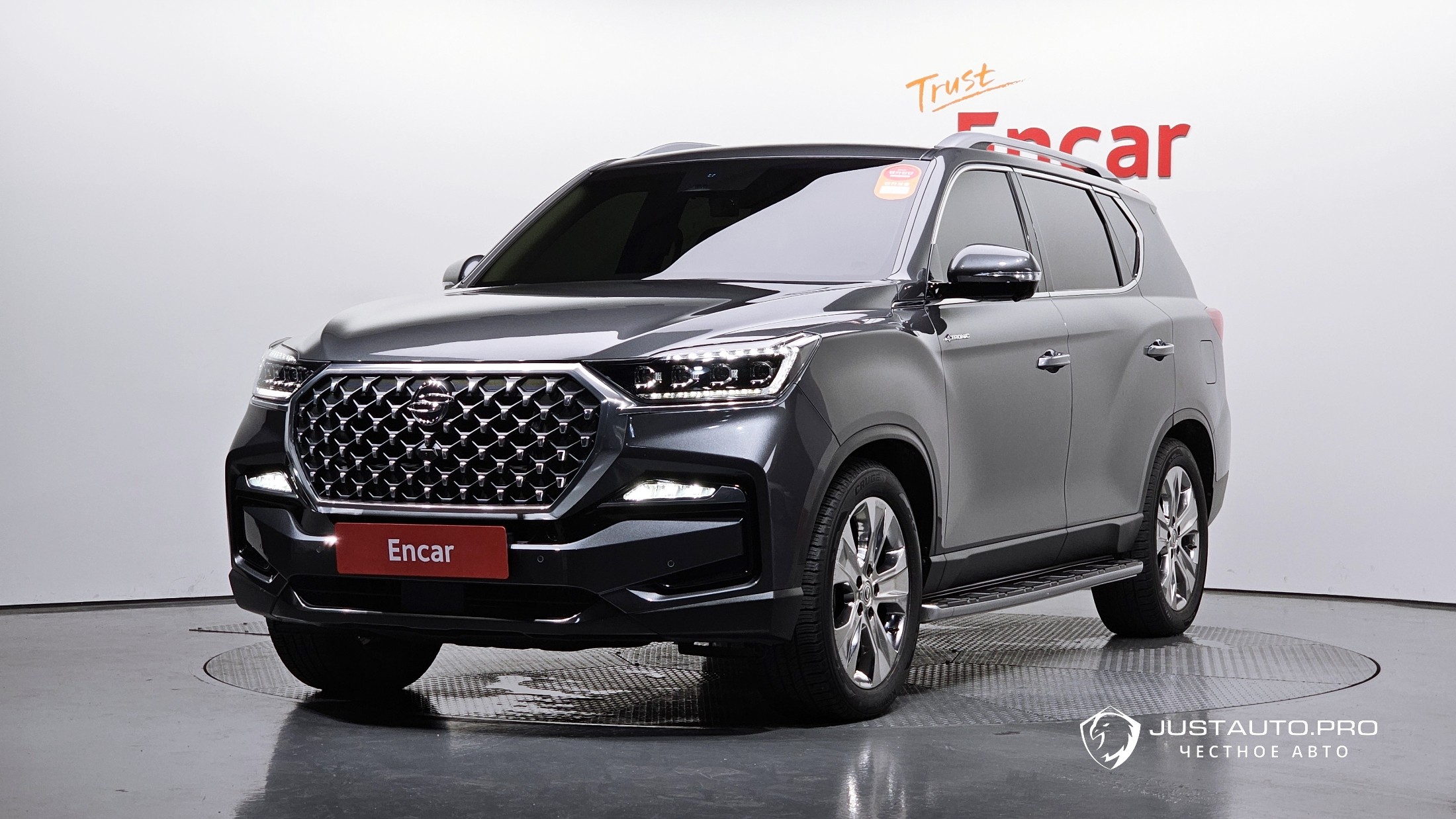 Автомобиль KG_Mobility_Ssangyong Rexton