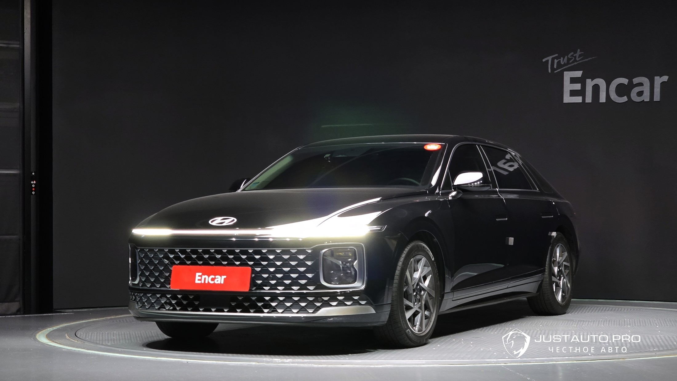 Автомобиль Hyundai Grandeur