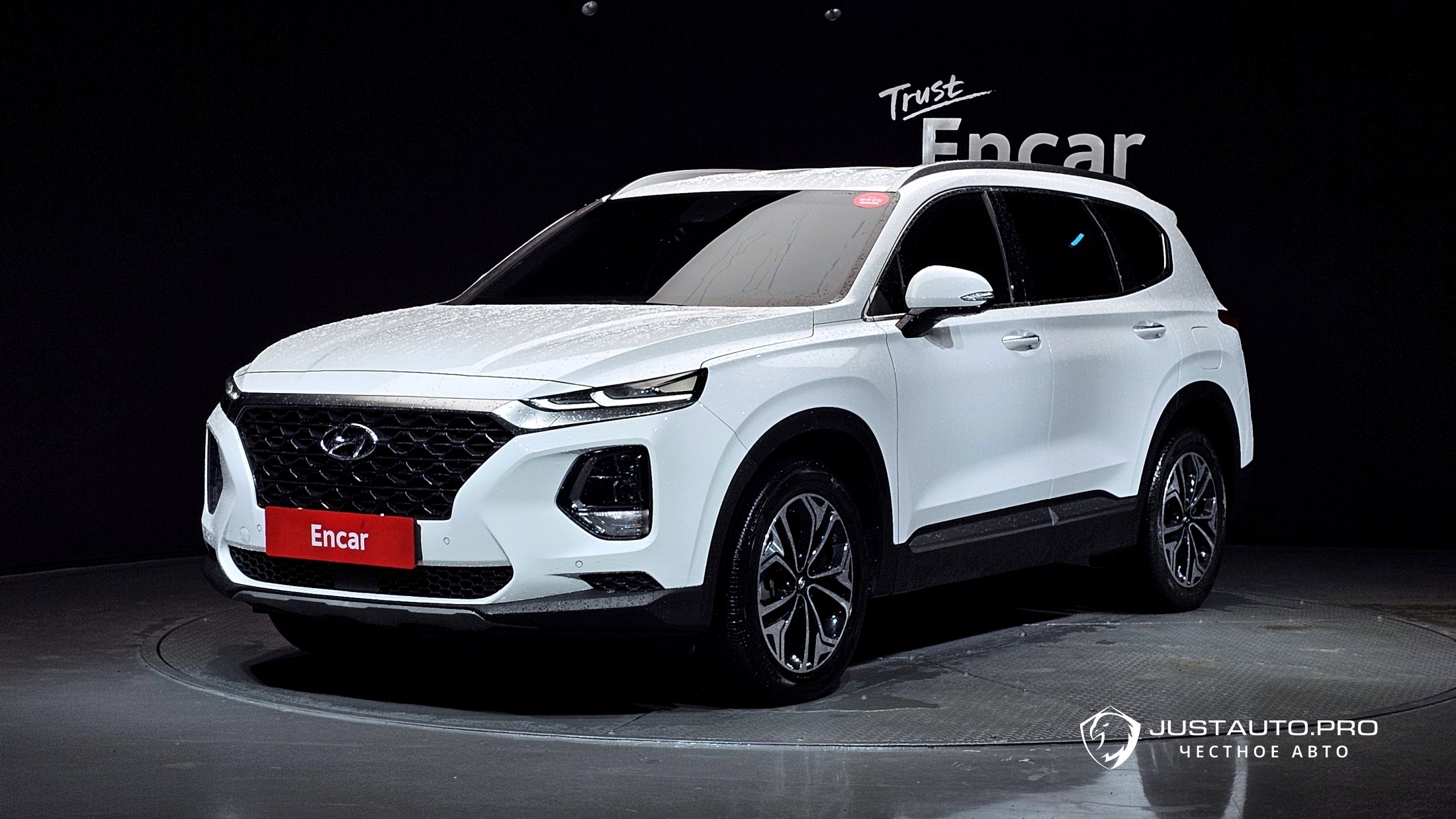 Автомобиль Hyundai Santafe