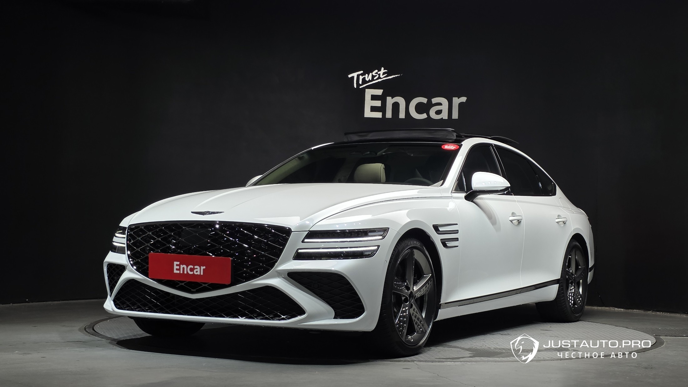 Автомобиль Genesis G80