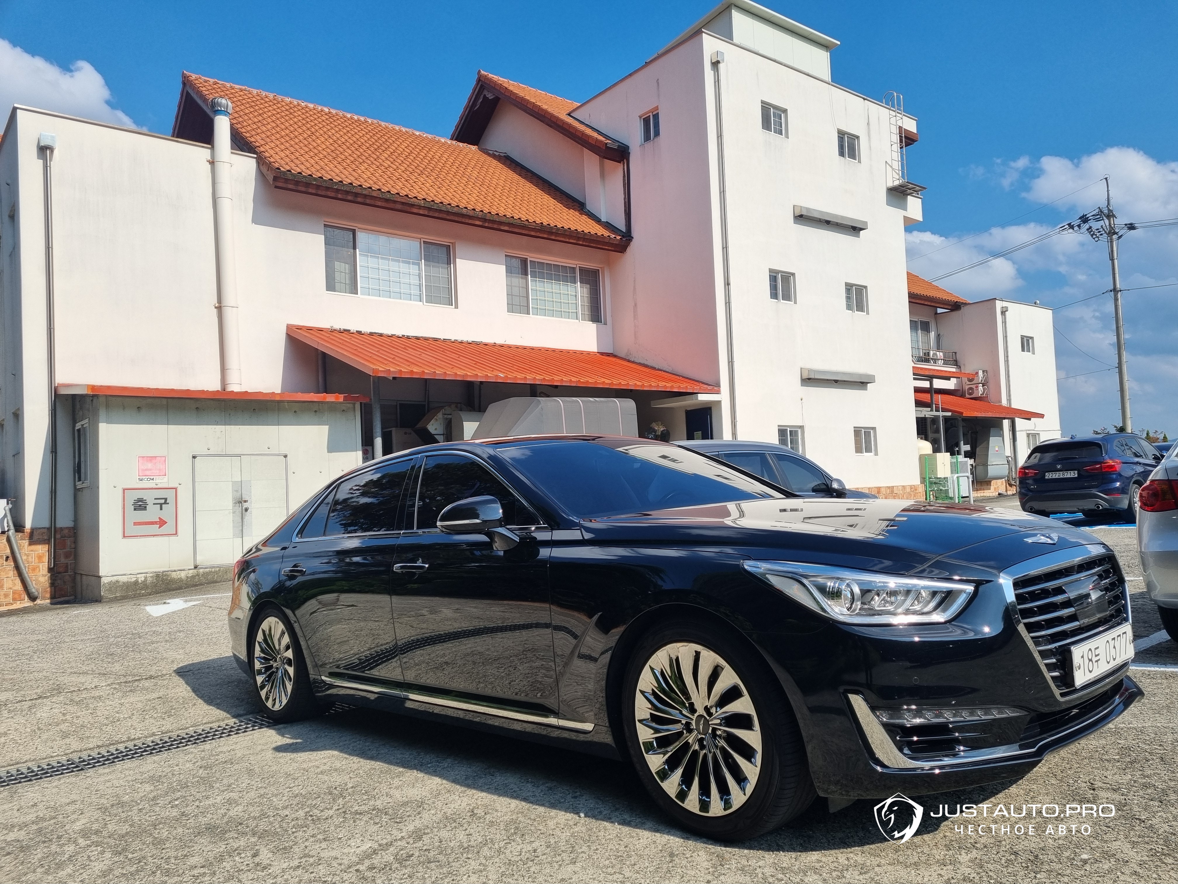 Автомобиль Genesis EQ900