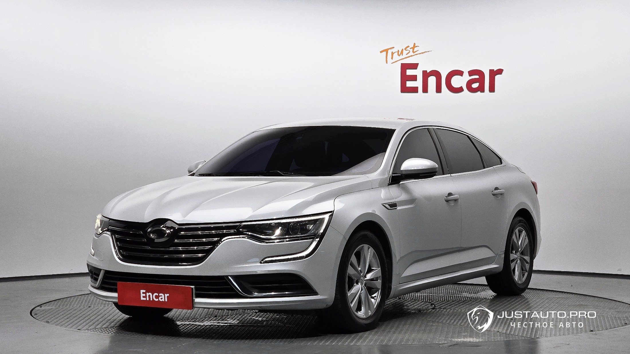 Автомобиль Renault-KoreaSamsung SM6