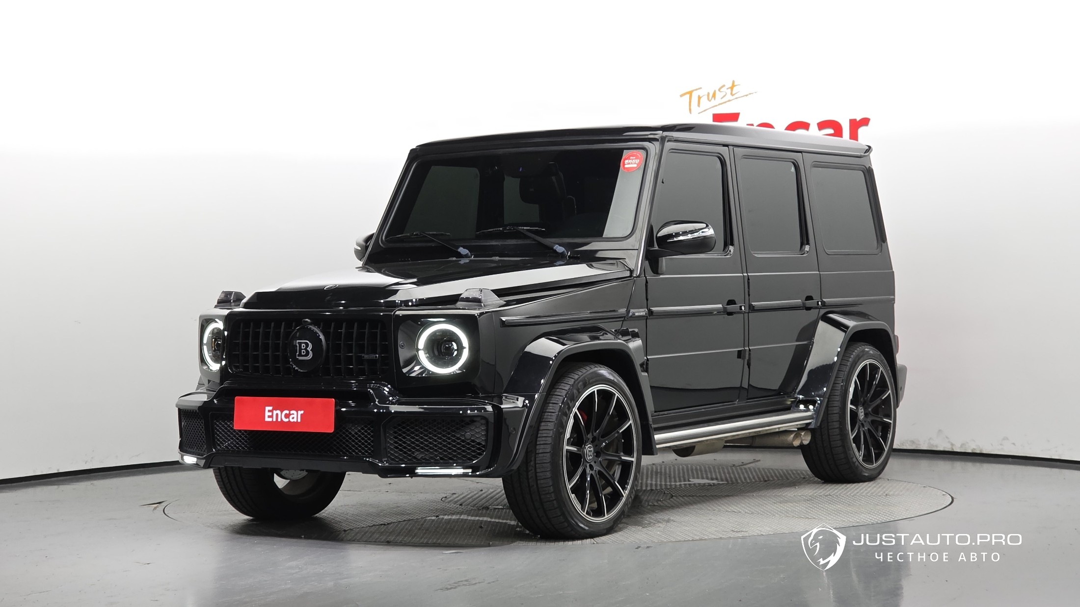 Автомобиль Mercedes-Benz G-Class