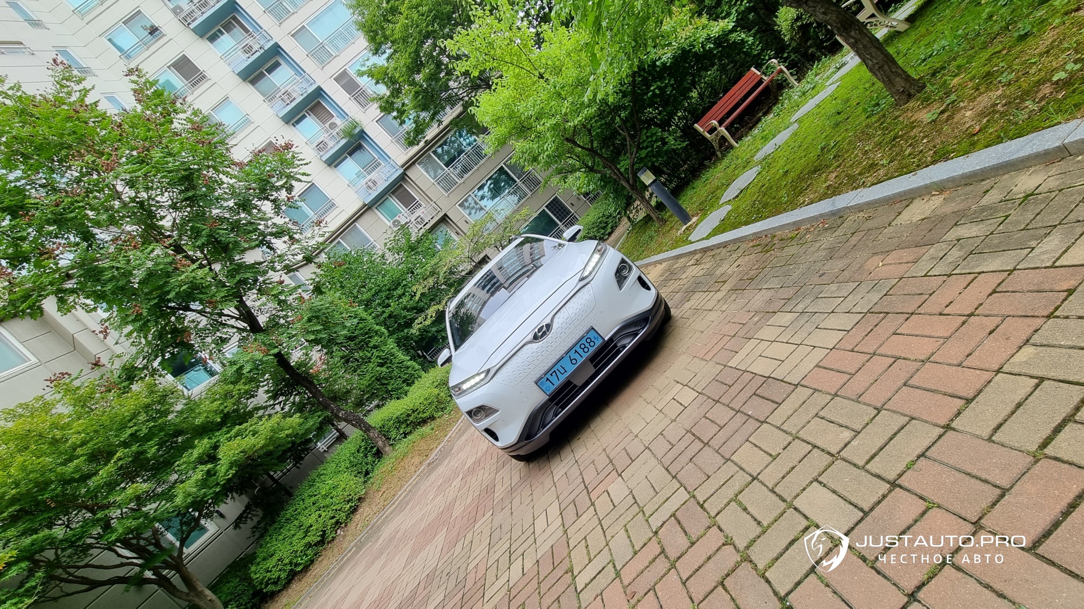Автомобиль Hyundai Kona