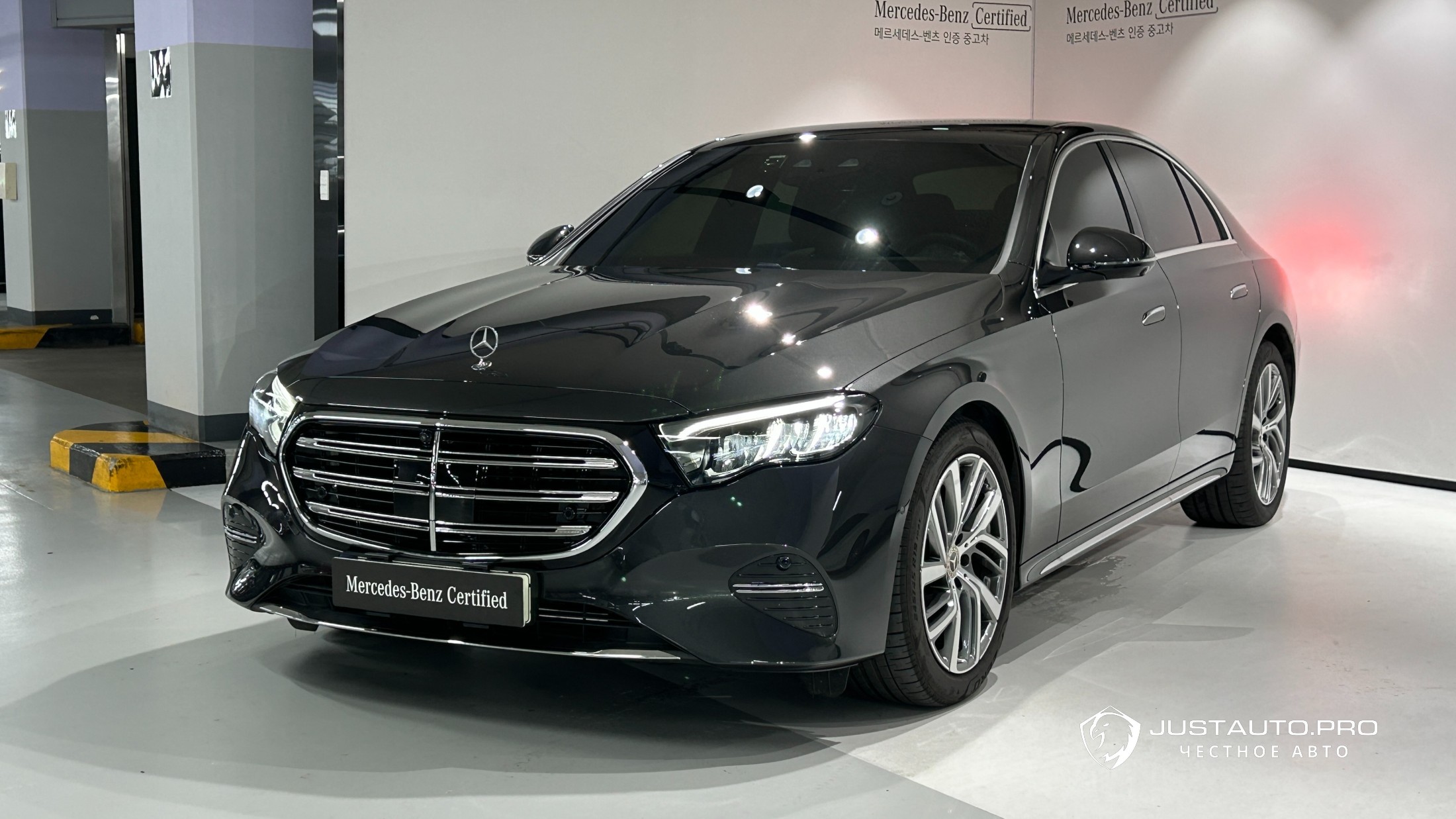 Автомобиль Mercedes-Benz E-Class